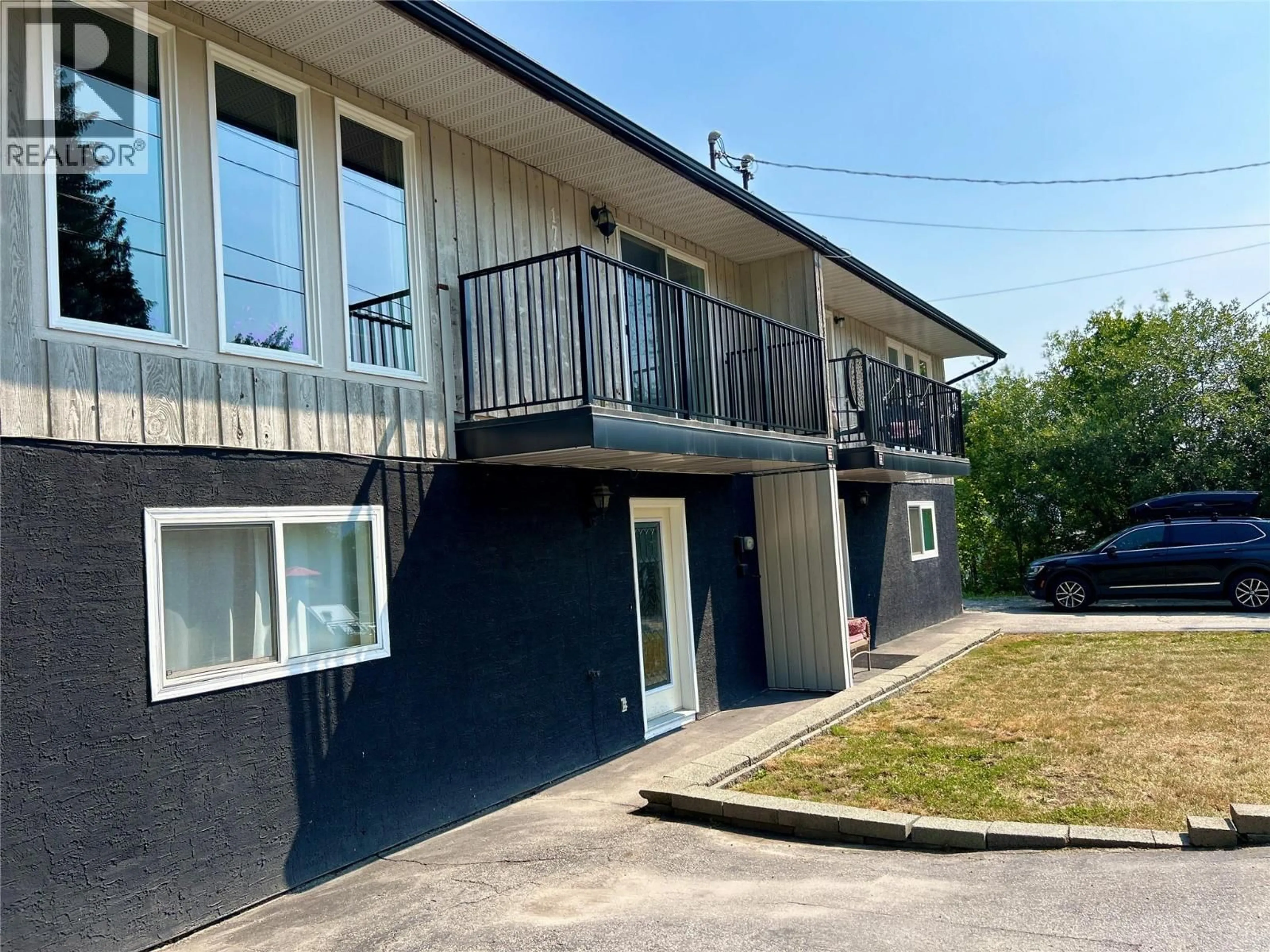 A pic from outside/outdoor area/front of a property/back of a property/a pic from drone, building for 1730 THOMPSON AVENUE, Rossland British Columbia V0G1Y0