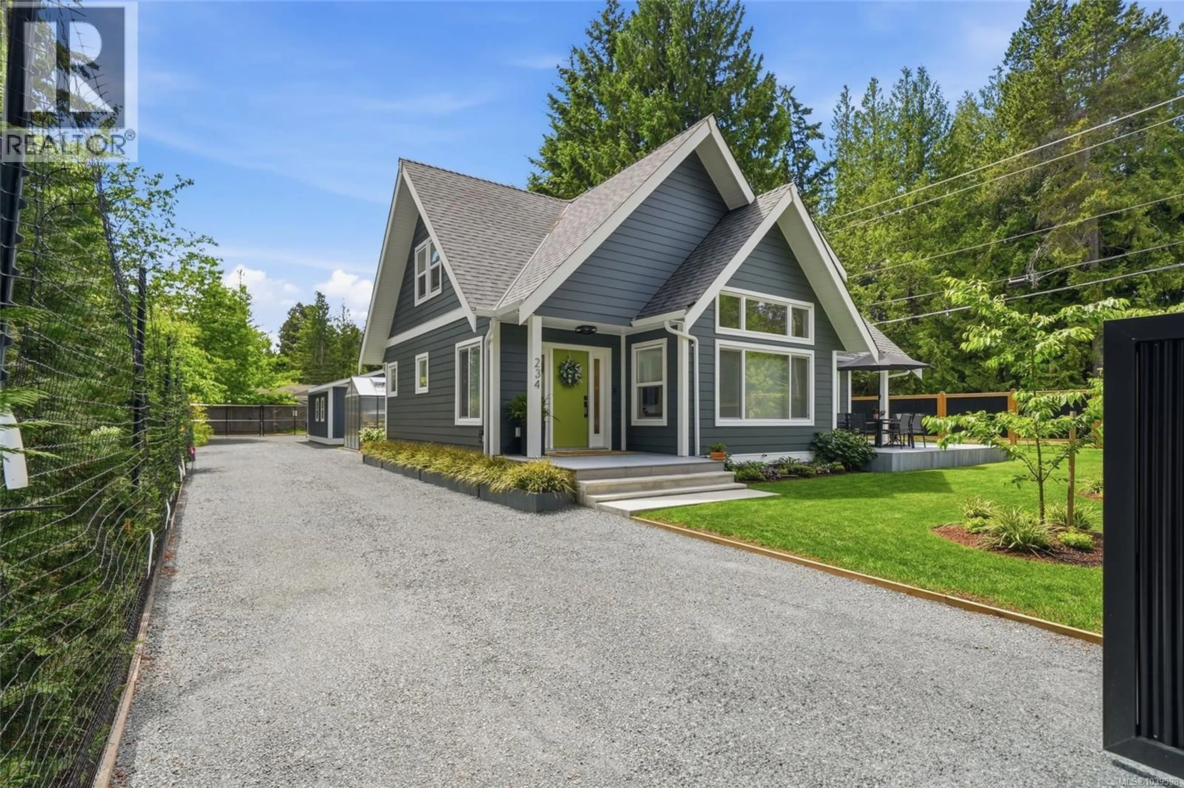Home with vinyl exterior material, street for 234 FERN ROAD WEST, Qualicum Beach British Columbia V9K1S4