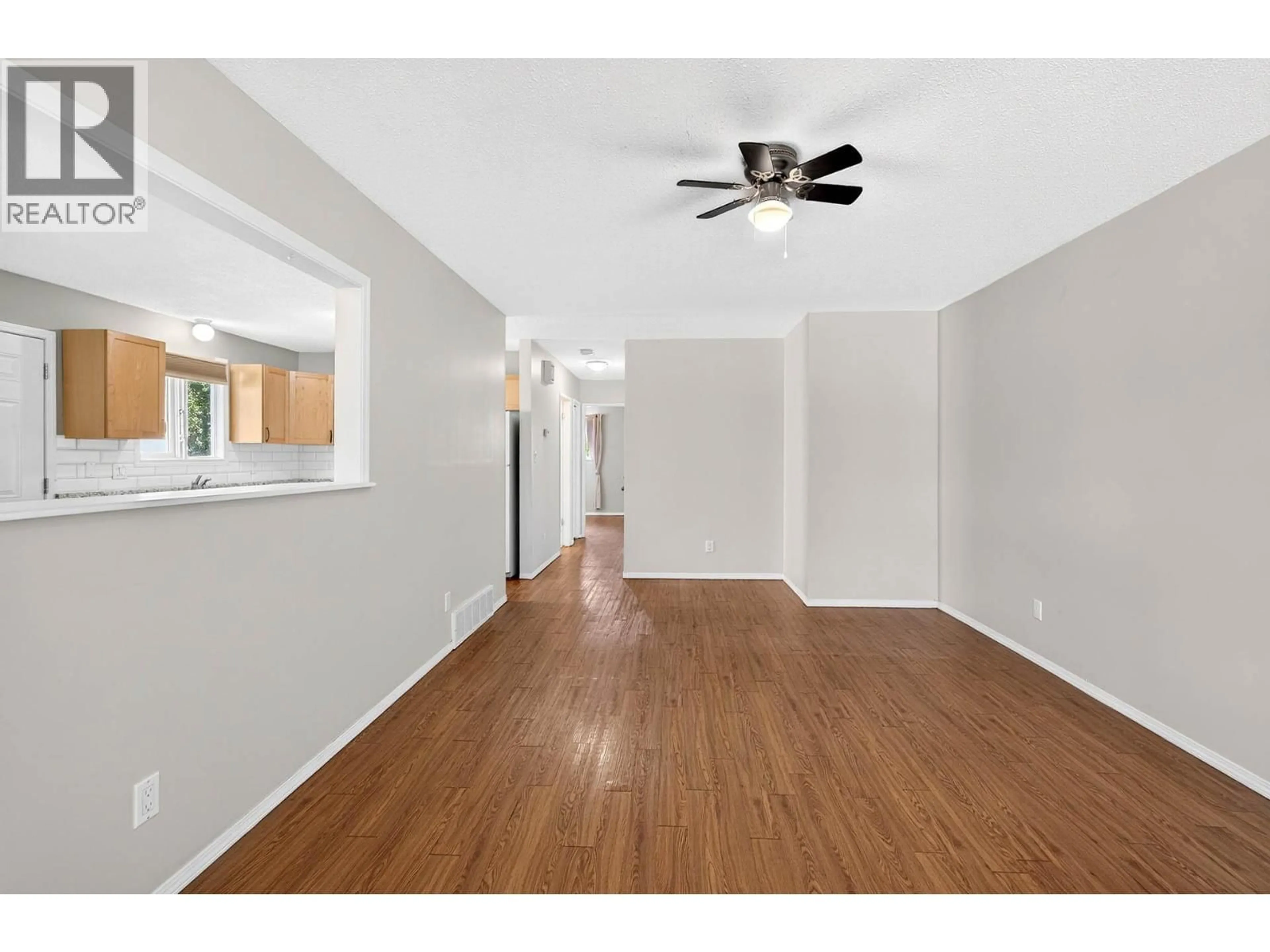 A pic of a room for 658 COURTENAY CRESCENT, Kamloops British Columbia V2B1Z6