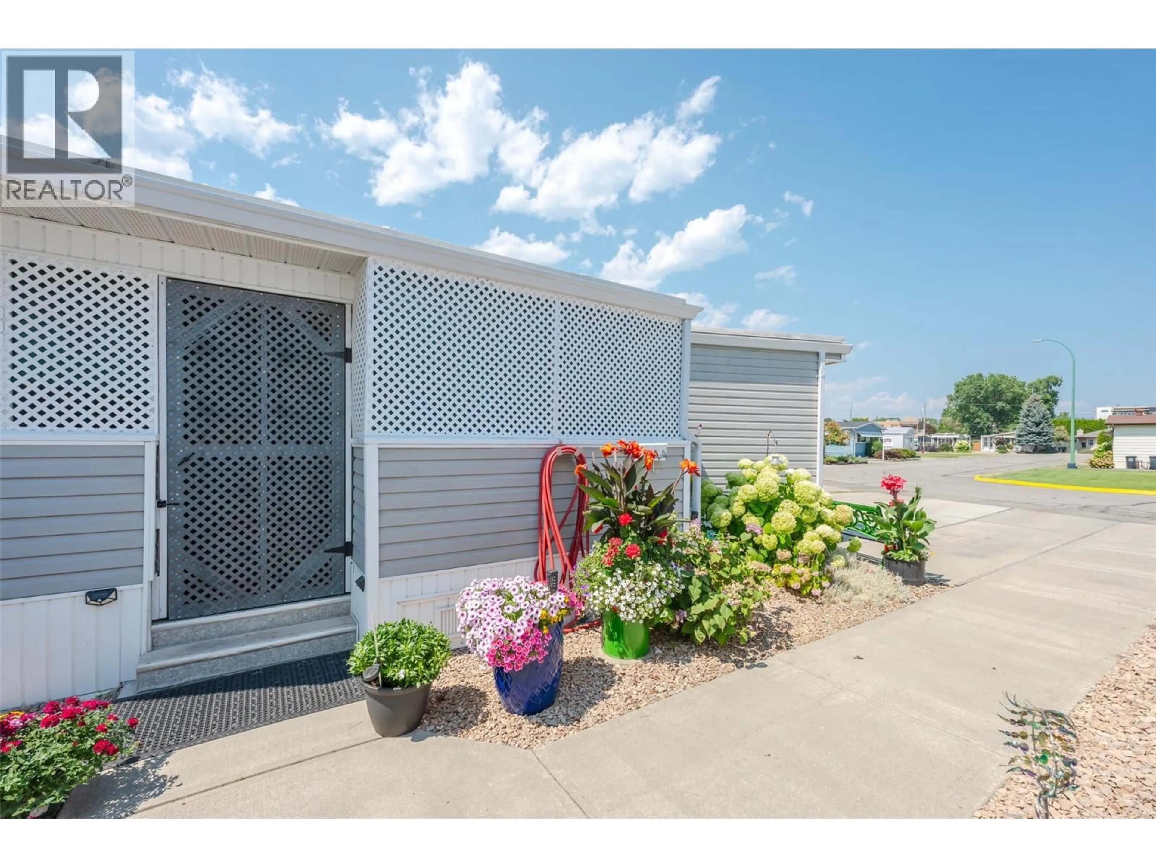 Unknown for 61 - 999 BURNABY AVENUE, Penticton British Columbia V2A1G7