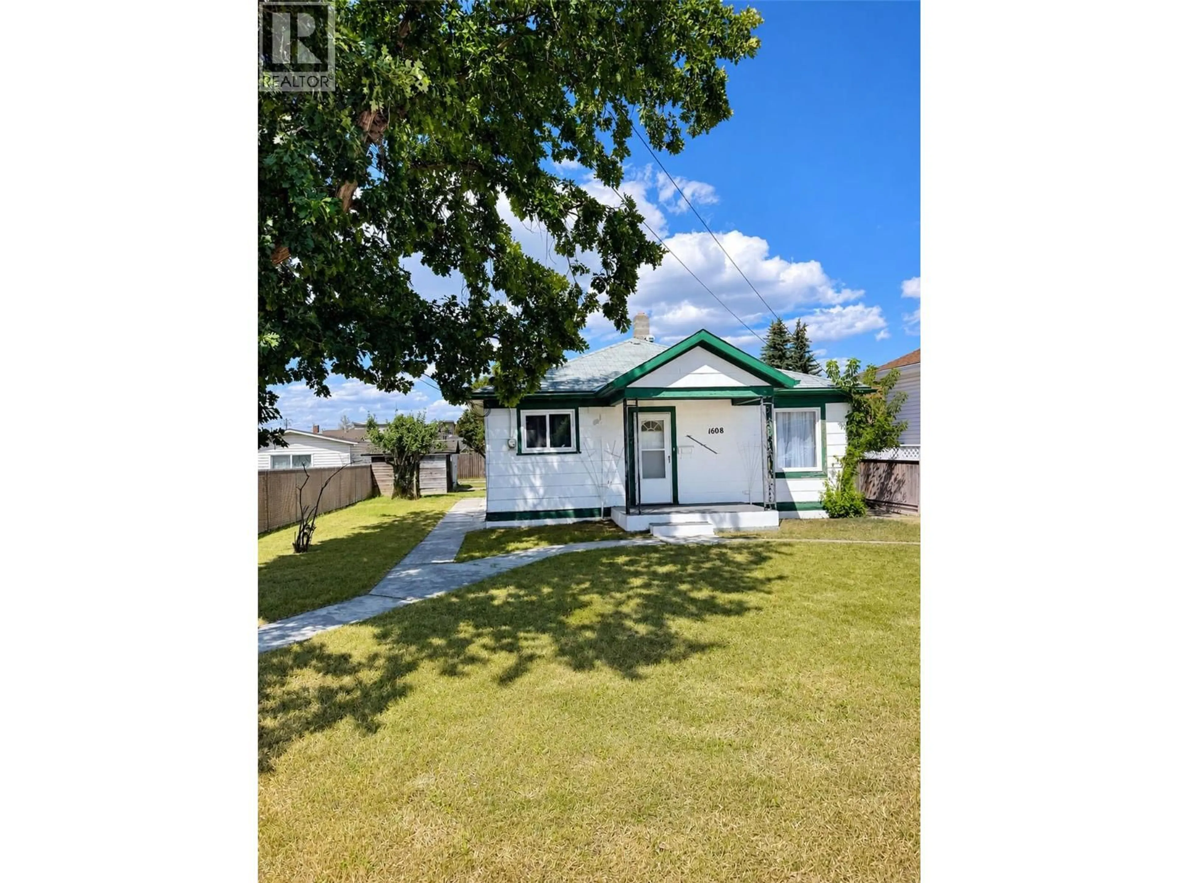 Shed for 1608 4TH STREET NORTH, Cranbrook British Columbia V1C3L1