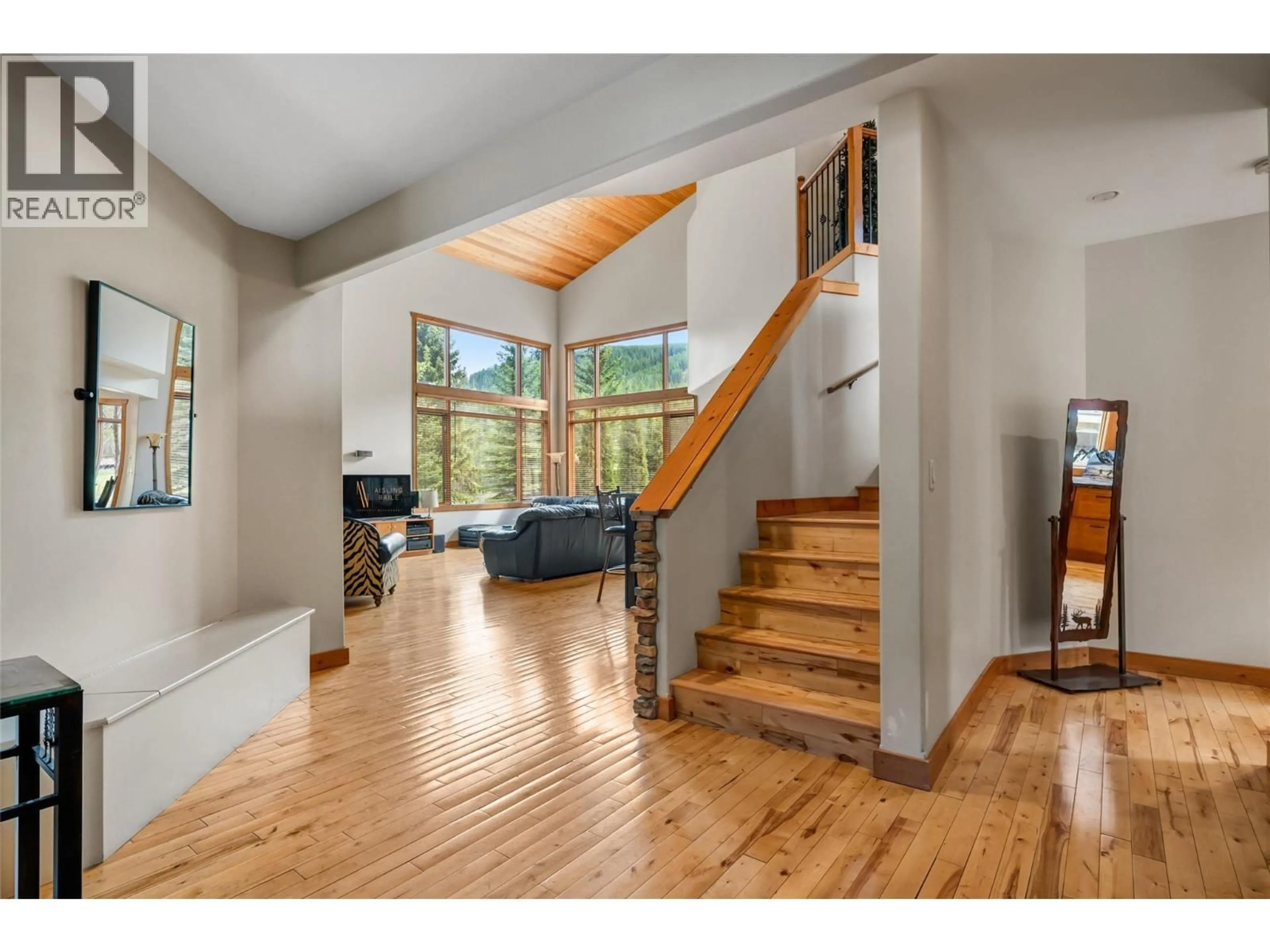Unknown for 1802 GREYWOLF DRIVE, Panorama British Columbia V0A1T0