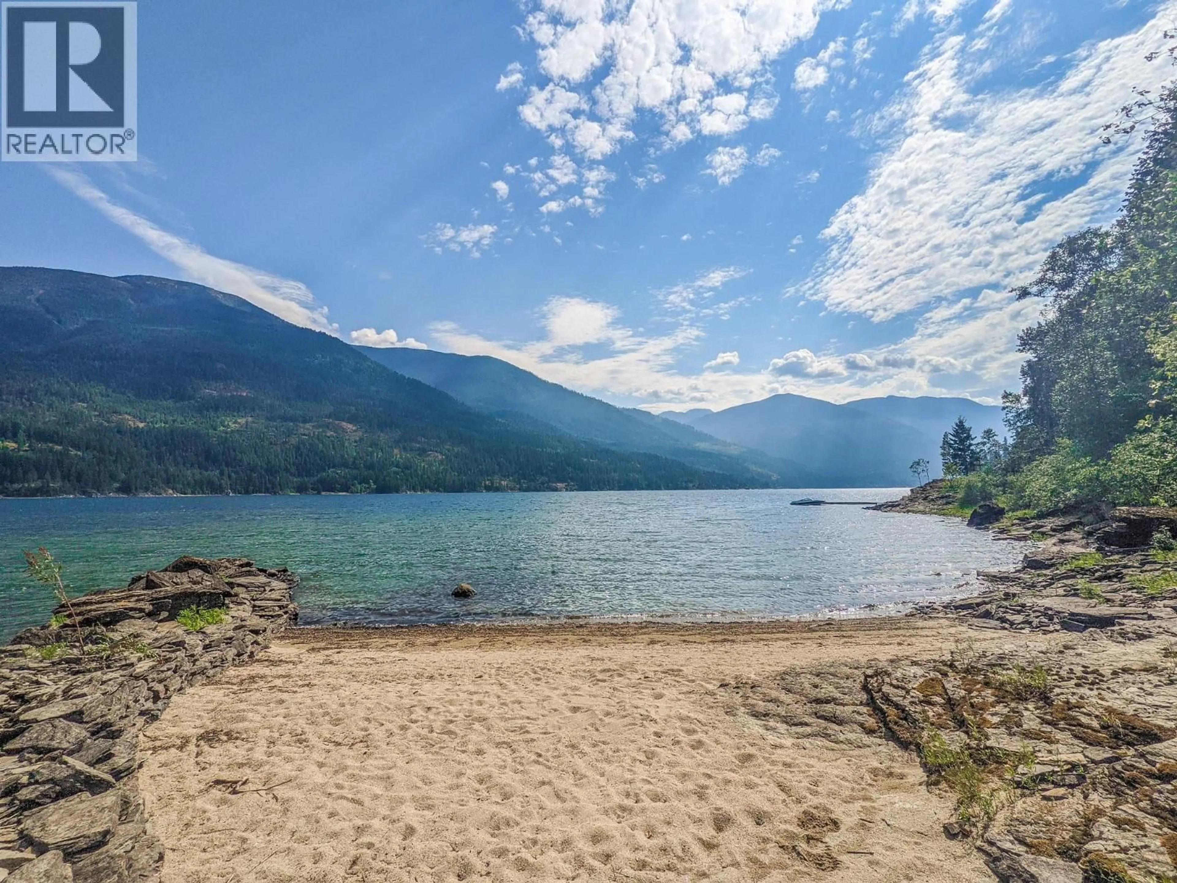 Blurry image for 15730 PETERS ROAD, Crawford Bay British Columbia V0B1E0