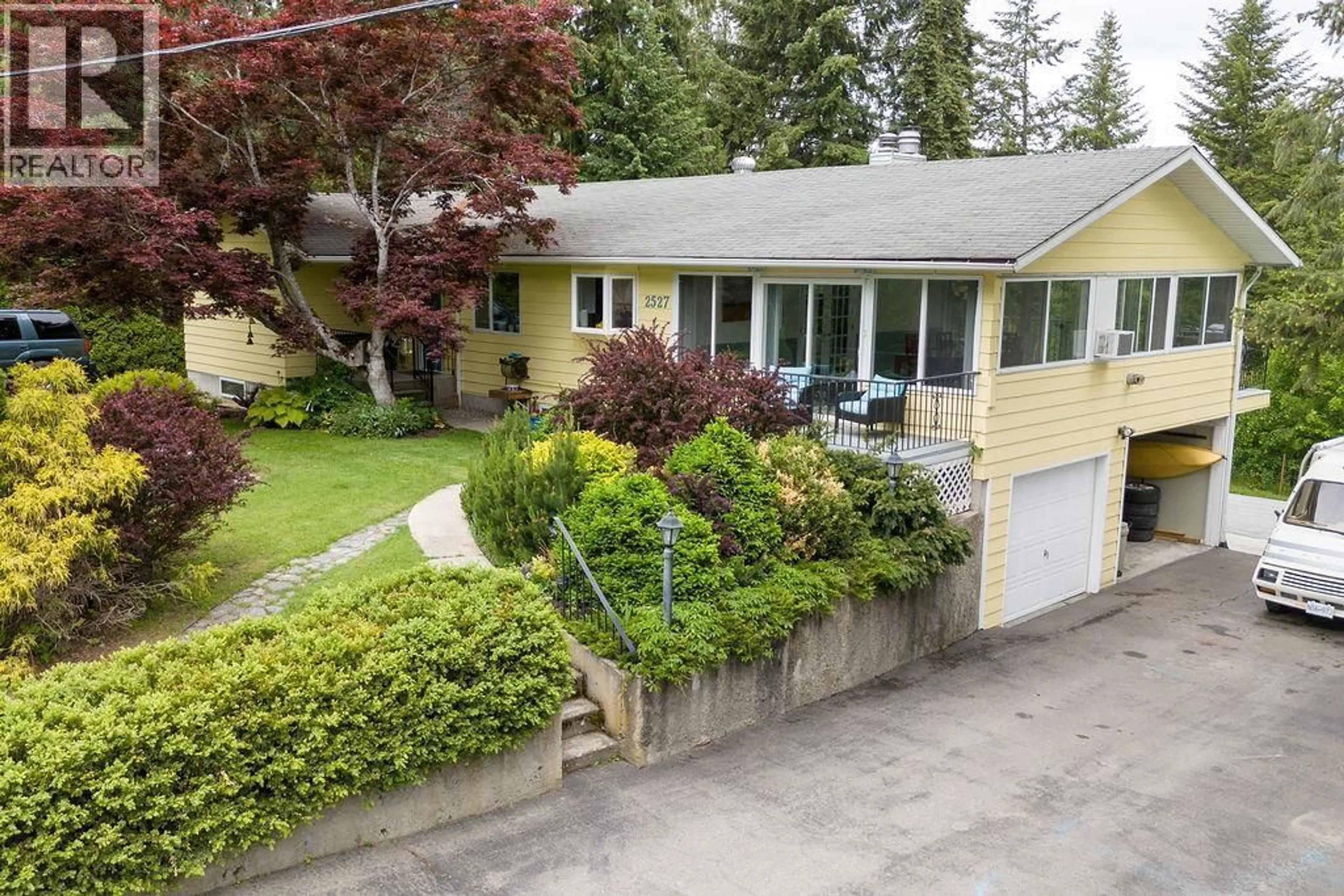Unknown for 2527 ISLANDVIEW ROAD, Blind Bay British Columbia V0E1H2
