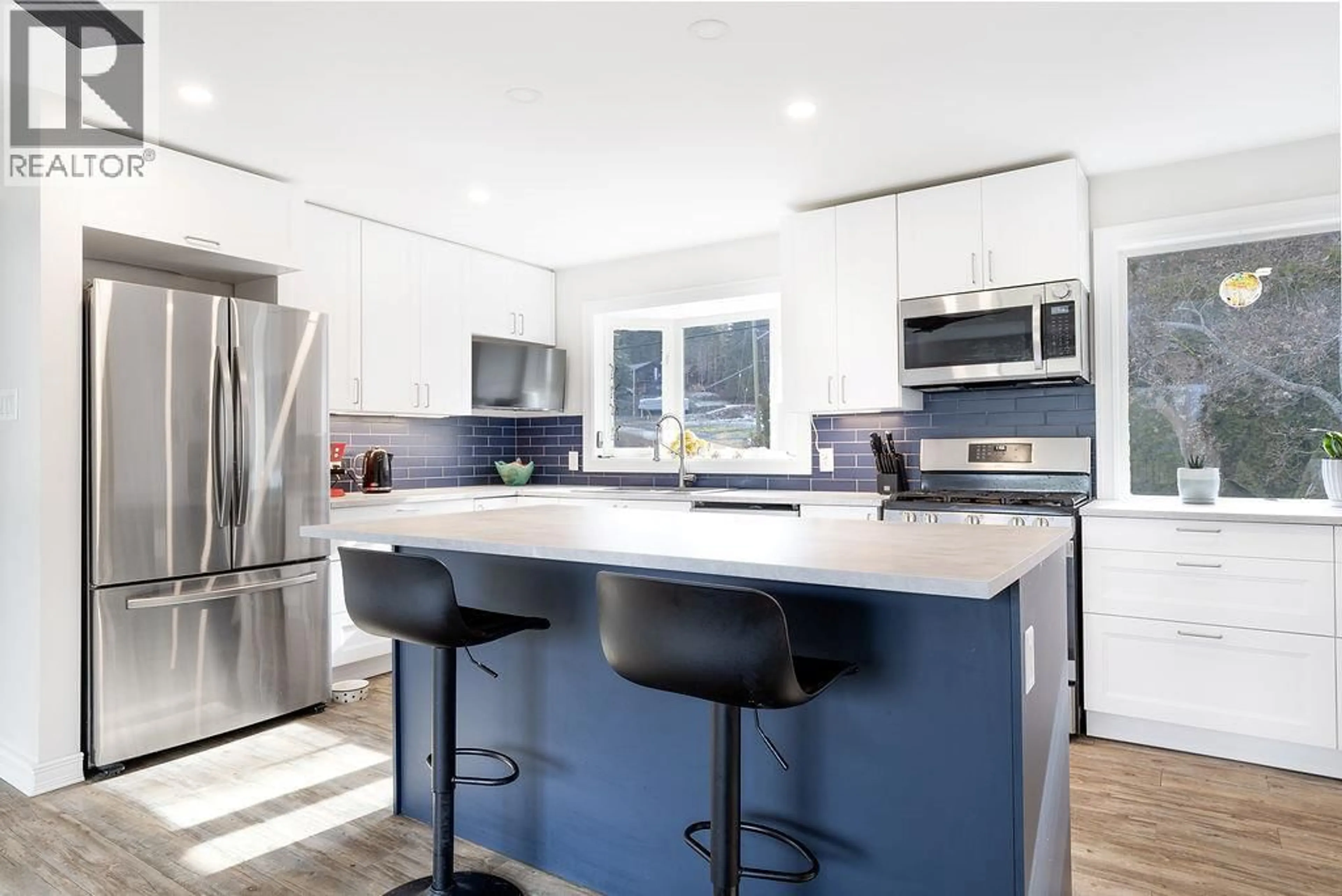Open concept kitchen, unknown for 2527 ISLANDVIEW ROAD, Blind Bay British Columbia V0E1H2