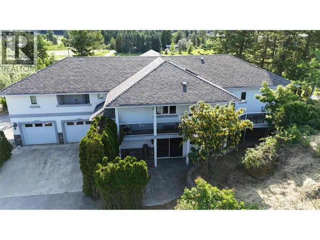 404 ASH ROAD, Creston 2