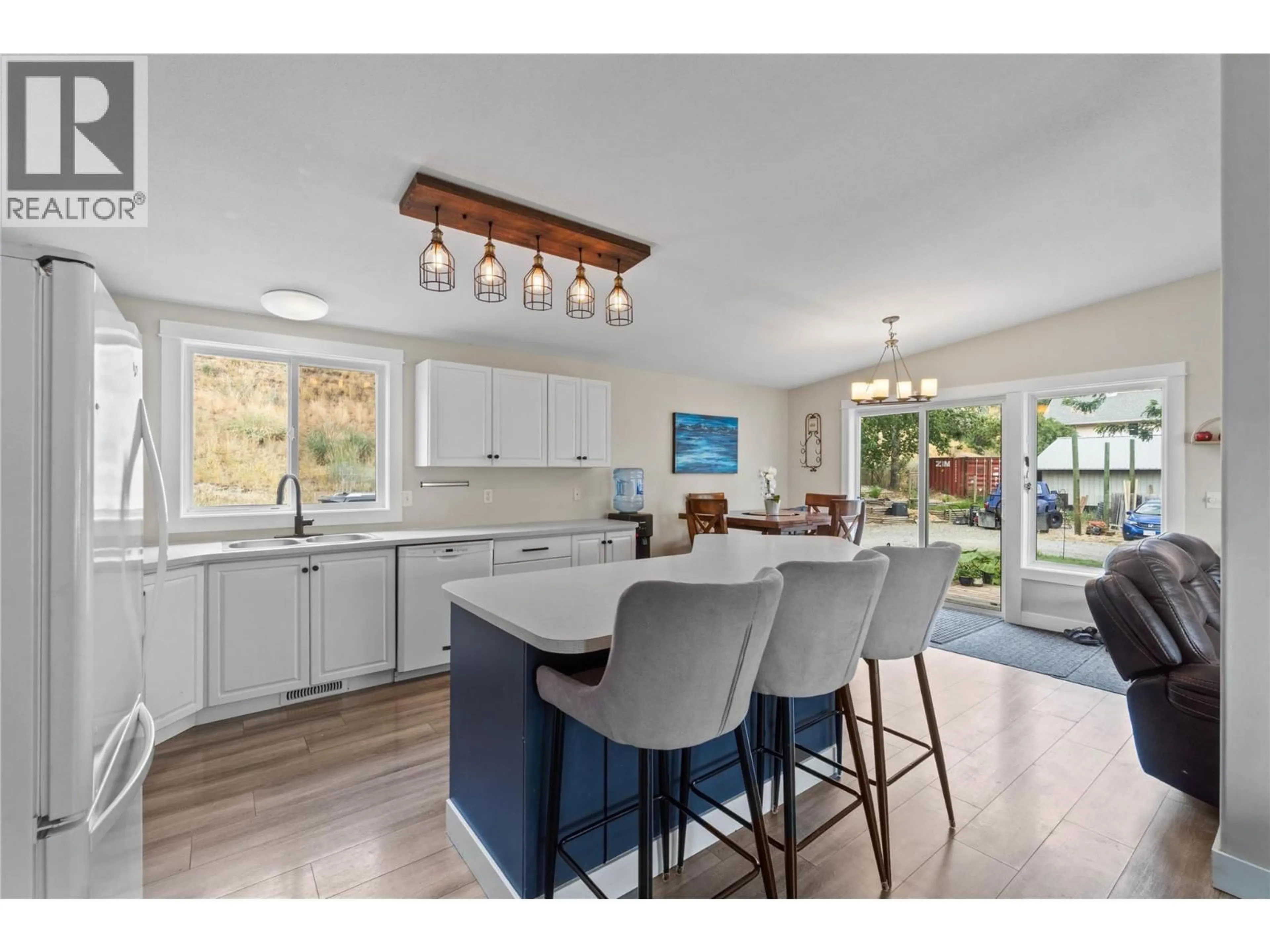 Open concept kitchen, unknown for 3227 SHUSWAP ROAD, Kamloops British Columbia V2H1T1