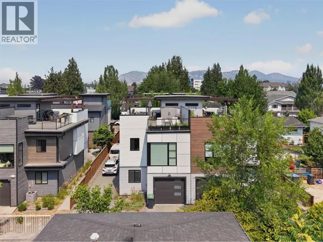 1 - 945 BORDEN AVENUE, Kelowna 2
