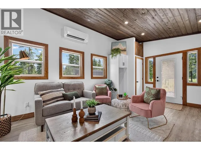 3 - 5533 33 HIGHWAY, Beaverdell 4