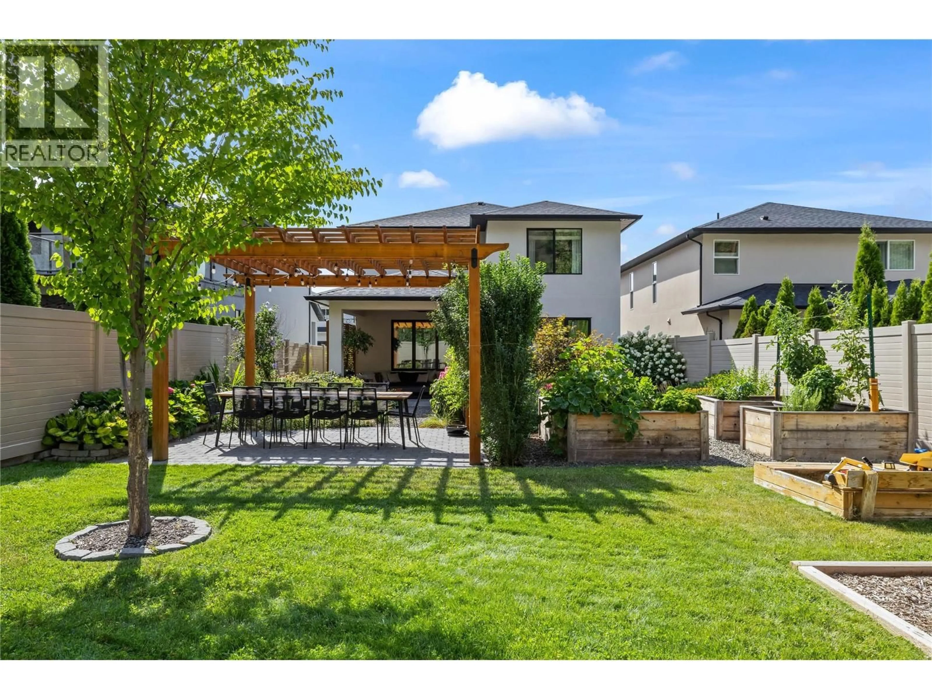 Patio, street for 3077 RIESLING WAY, West Kelowna British Columbia V4T0A5