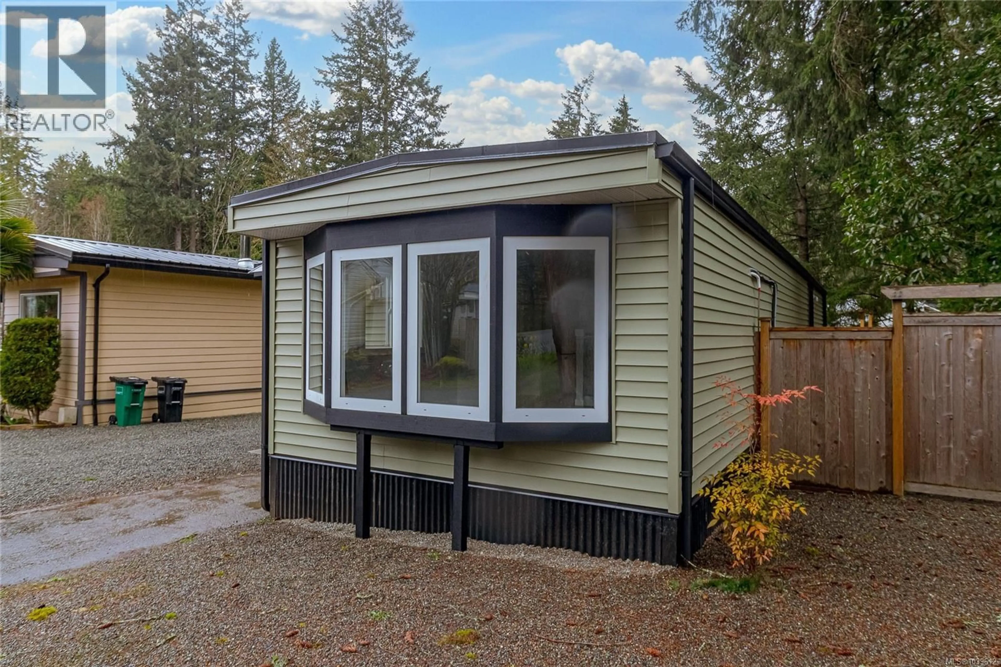 Home with vinyl exterior material, street for 46 - 2785 WALLBANK ROAD, Shawnigan Lake British Columbia V0R2W0
