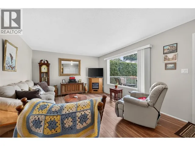 341 2 STREET SOUTHEAST, Salmon Arm 5