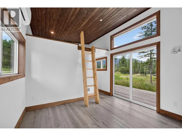 1 - 5533 33 HIGHWAY, Beaverdell 2