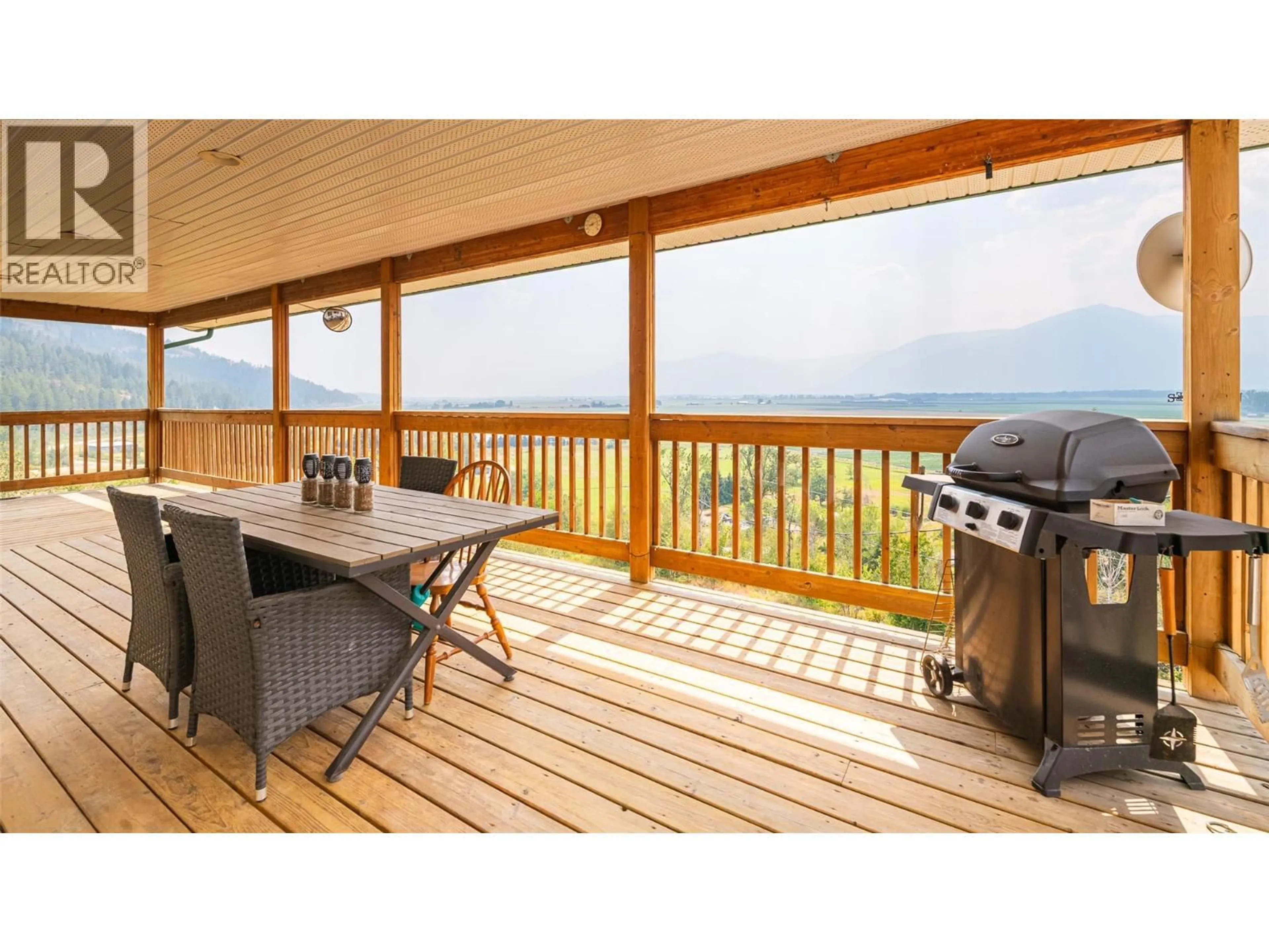 Patio, water/lake/river/ocean view for 4840 LOWER WYNNDEL ROAD, Wynndel British Columbia V0B2N1