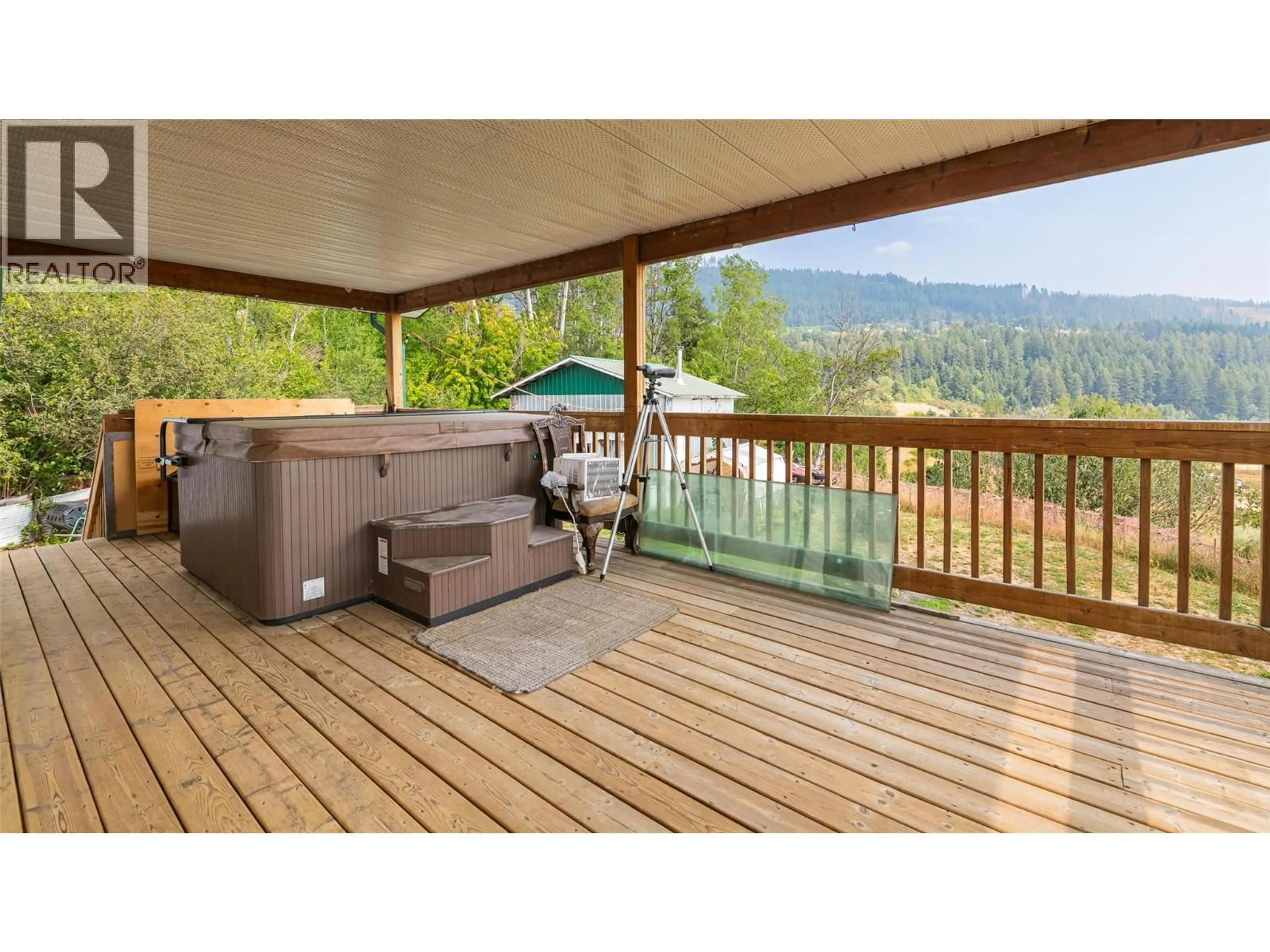 Patio, water/lake/river/ocean view for 4840 LOWER WYNNDEL ROAD, Wynndel British Columbia V0B2N1