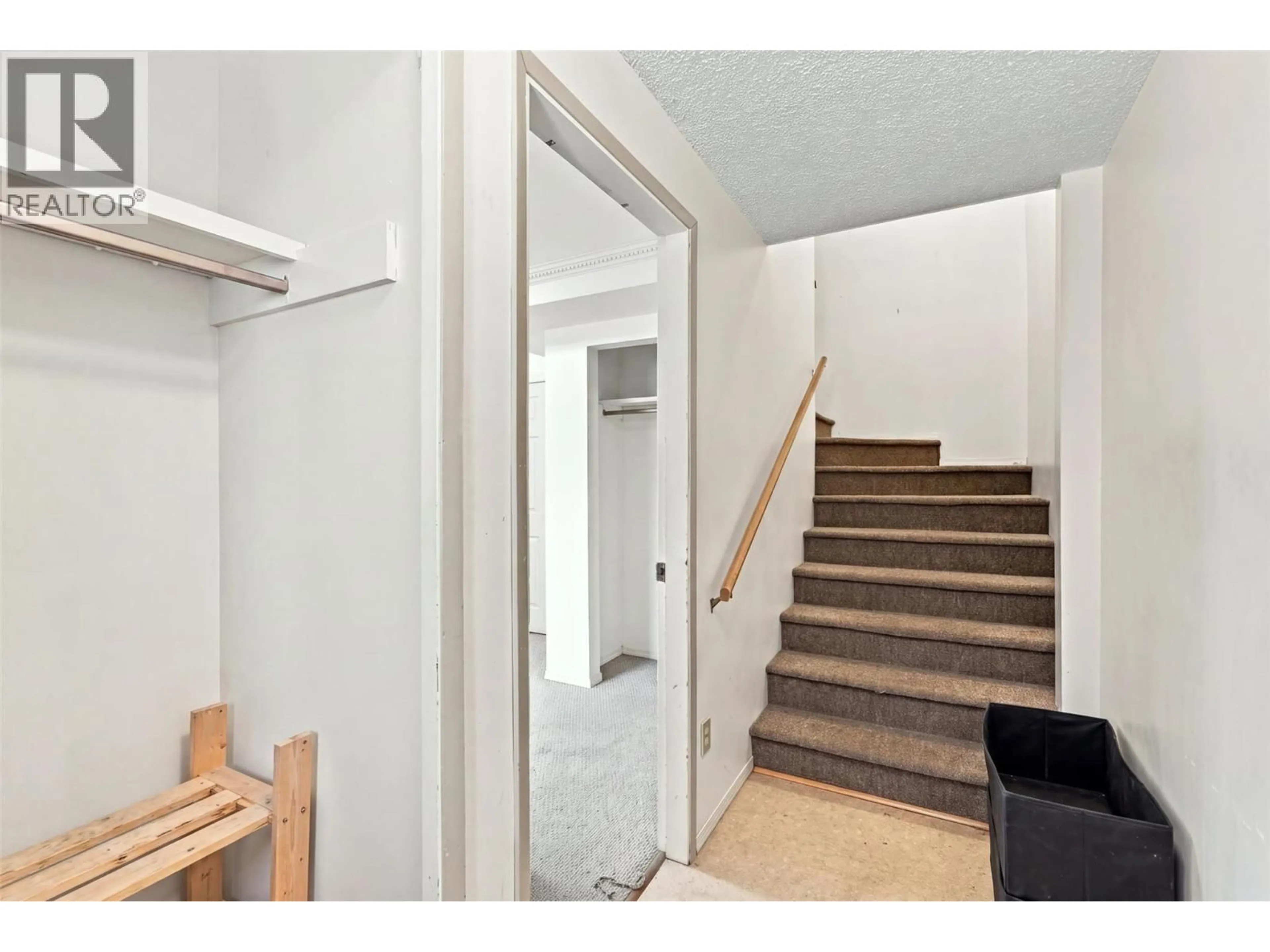 Unknown for 106 - 643 MCBETH PLACE, Kamloops British Columbia V2C5V9