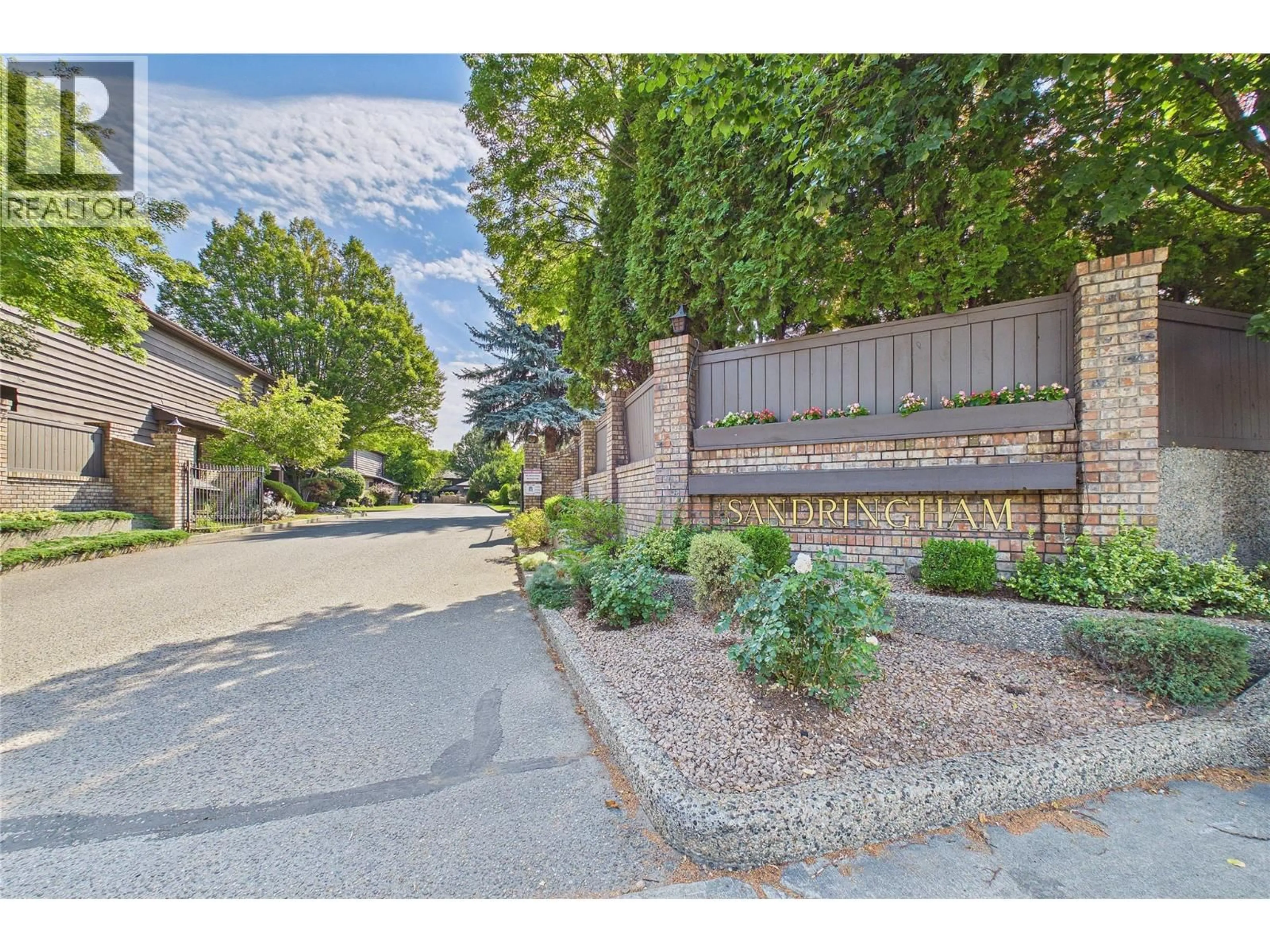 Unknown for 162 - 1995 BURTCH ROAD, Kelowna British Columbia V1Y4B4