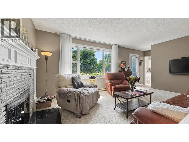 15 15TH AVENUE SOUTH, Cranbrook 4