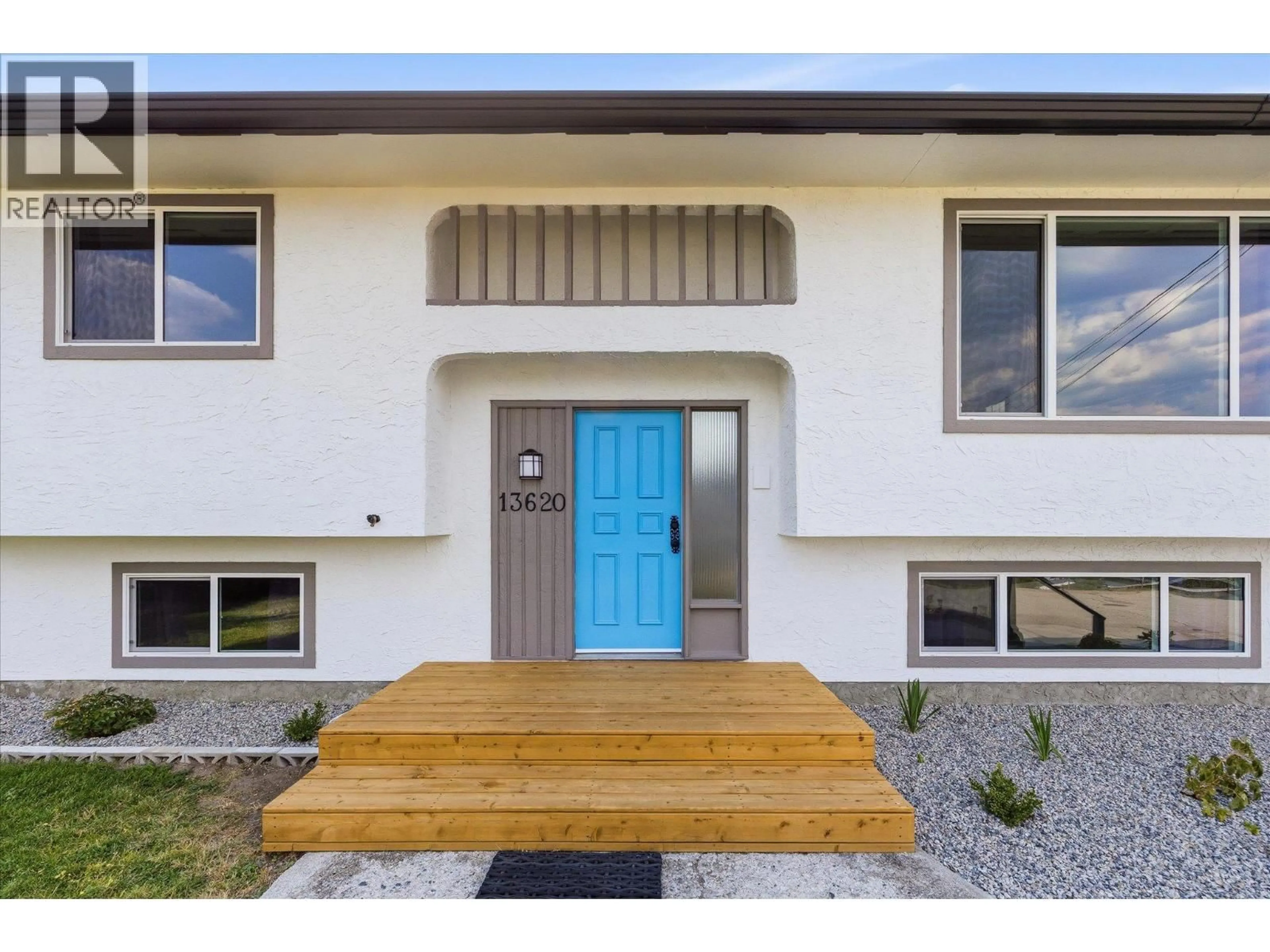 Home with vinyl exterior material, street for 13620 COOKE AVENUE, Summerland British Columbia V0H1Z1