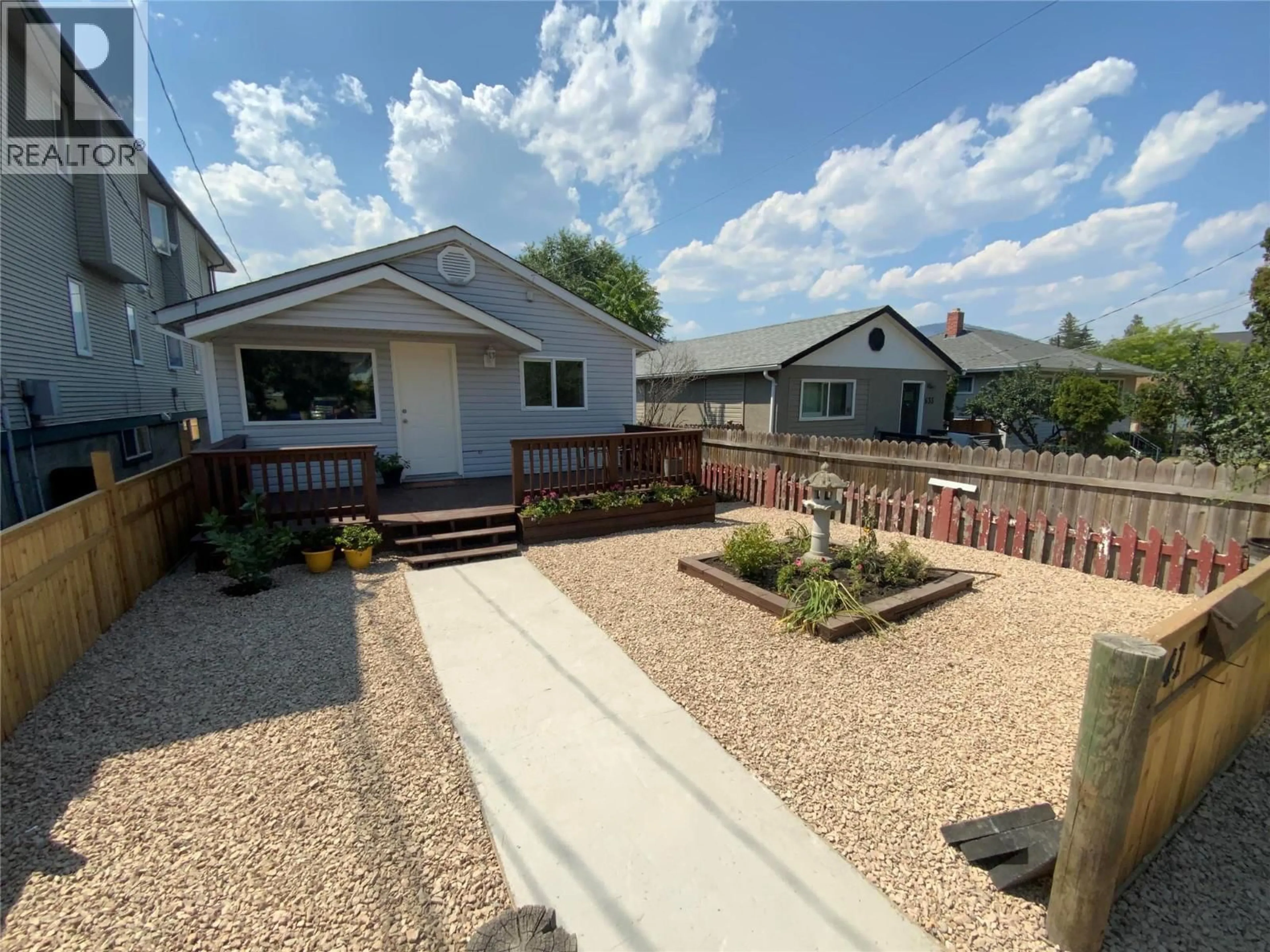 A pic from outside/outdoor area/front of a property/back of a property/a pic from drone, street for 641 HAYWOOD STREET, Penticton British Columbia V2A8L8