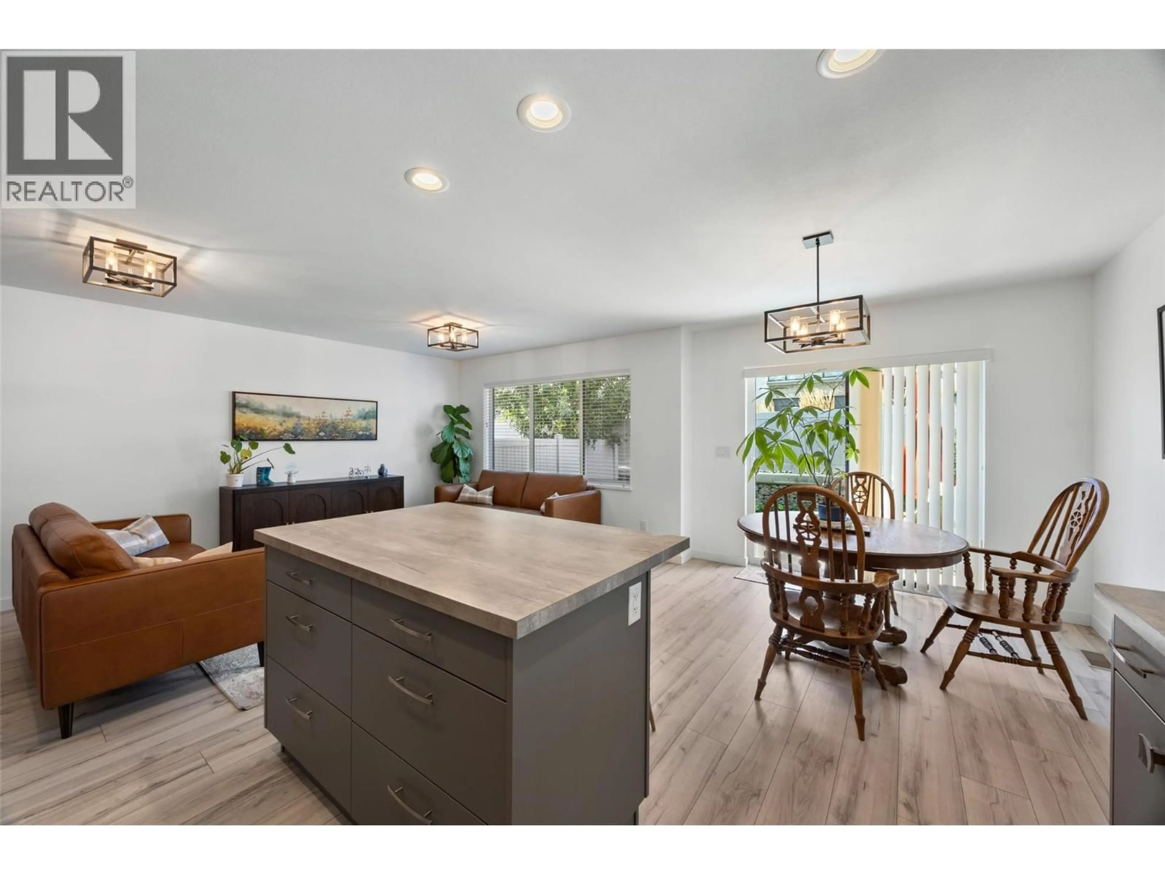 Open concept kitchen, unknown for 120 - 1323 KINROSS PLACE, Kamloops British Columbia V1S0B8