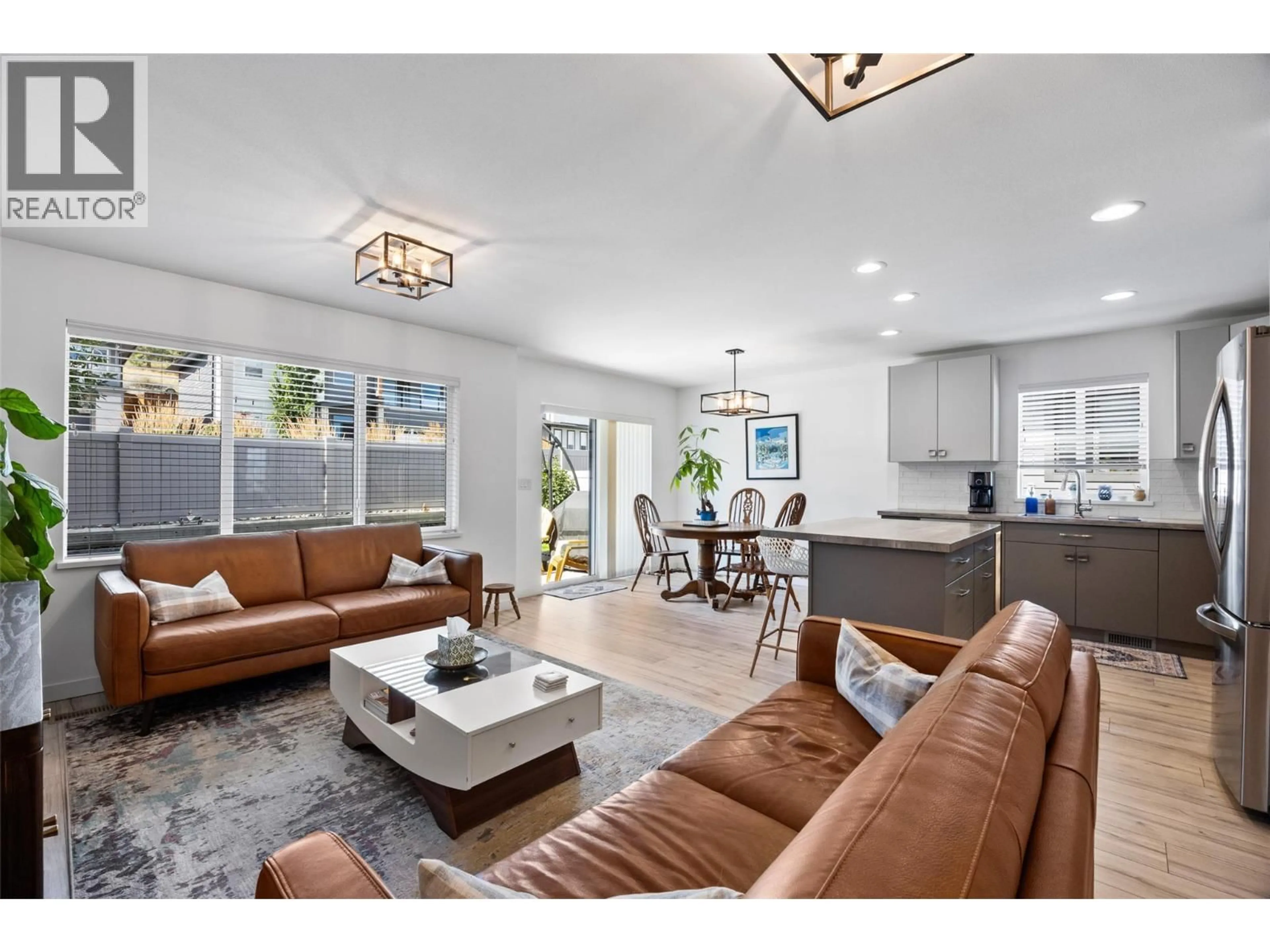 Living room with furniture, ceramic/tile floor for 120 - 1323 KINROSS PLACE, Kamloops British Columbia V1S0B8