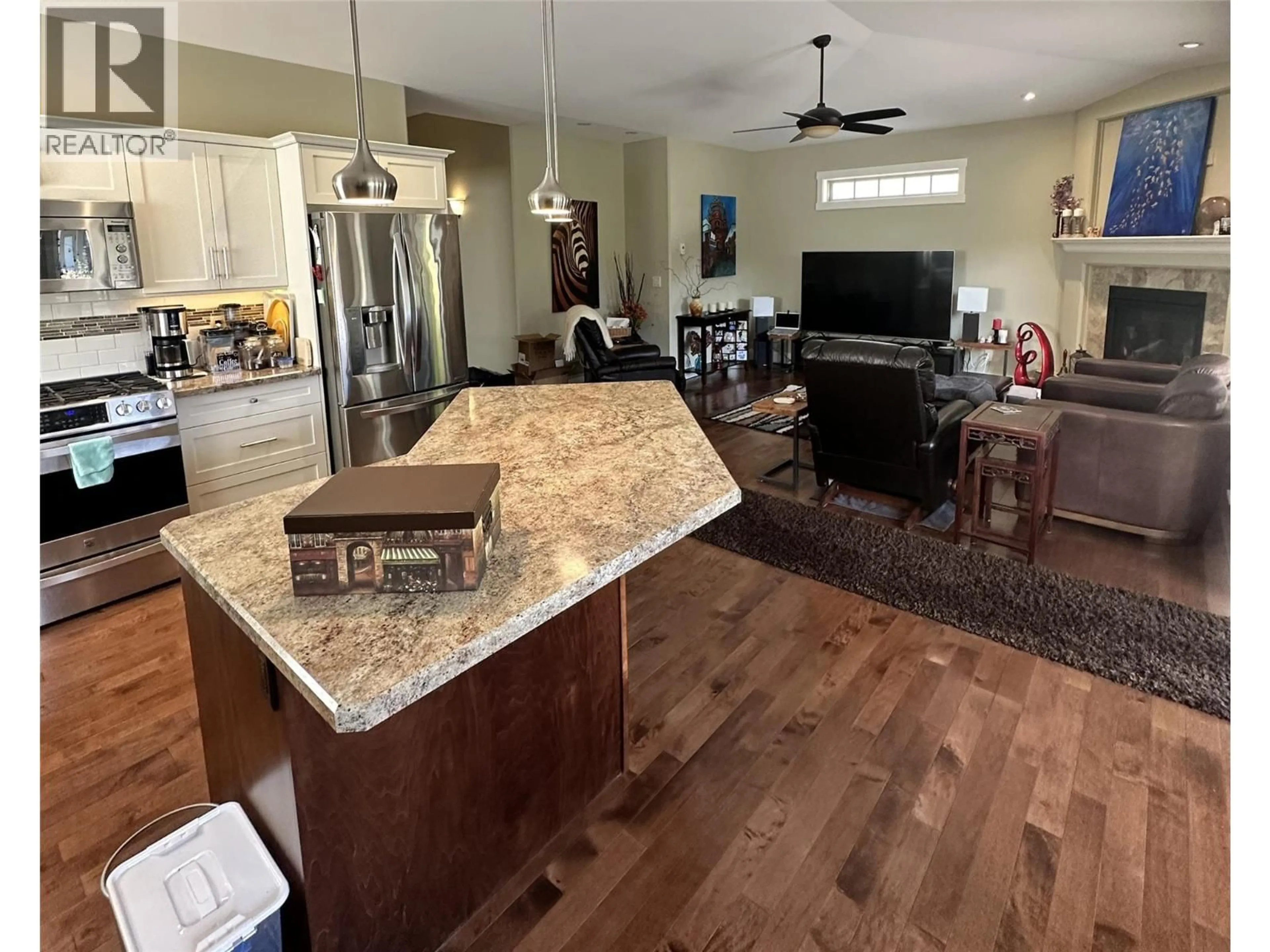 Open concept kitchen, unknown for 34 - 6833 MEADOWS DRIVE, Oliver British Columbia V0H1T4