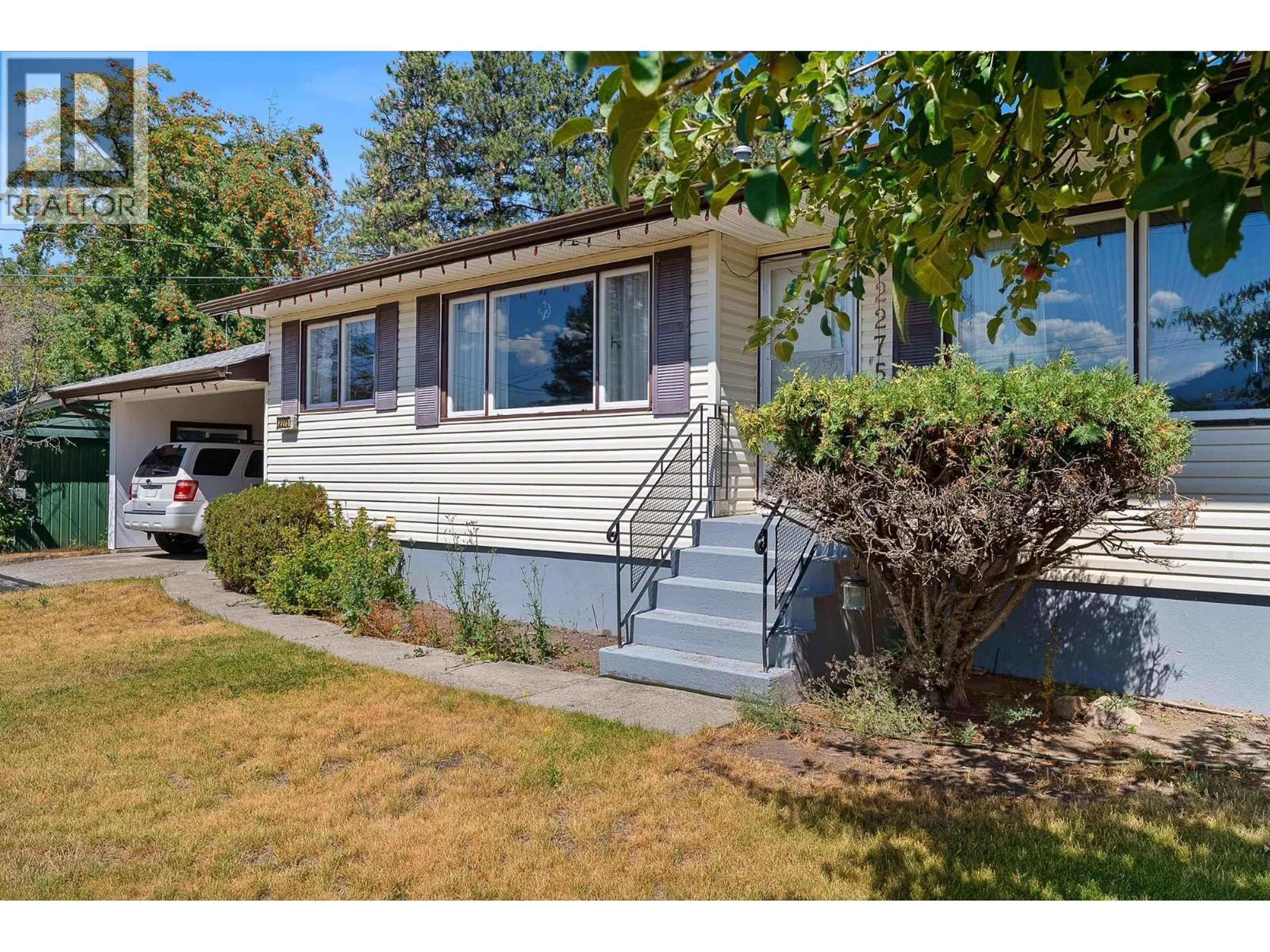Home with vinyl exterior material, unknown for 2275 CASTILLOU CRESCENT, Merritt British Columbia V1K1H7