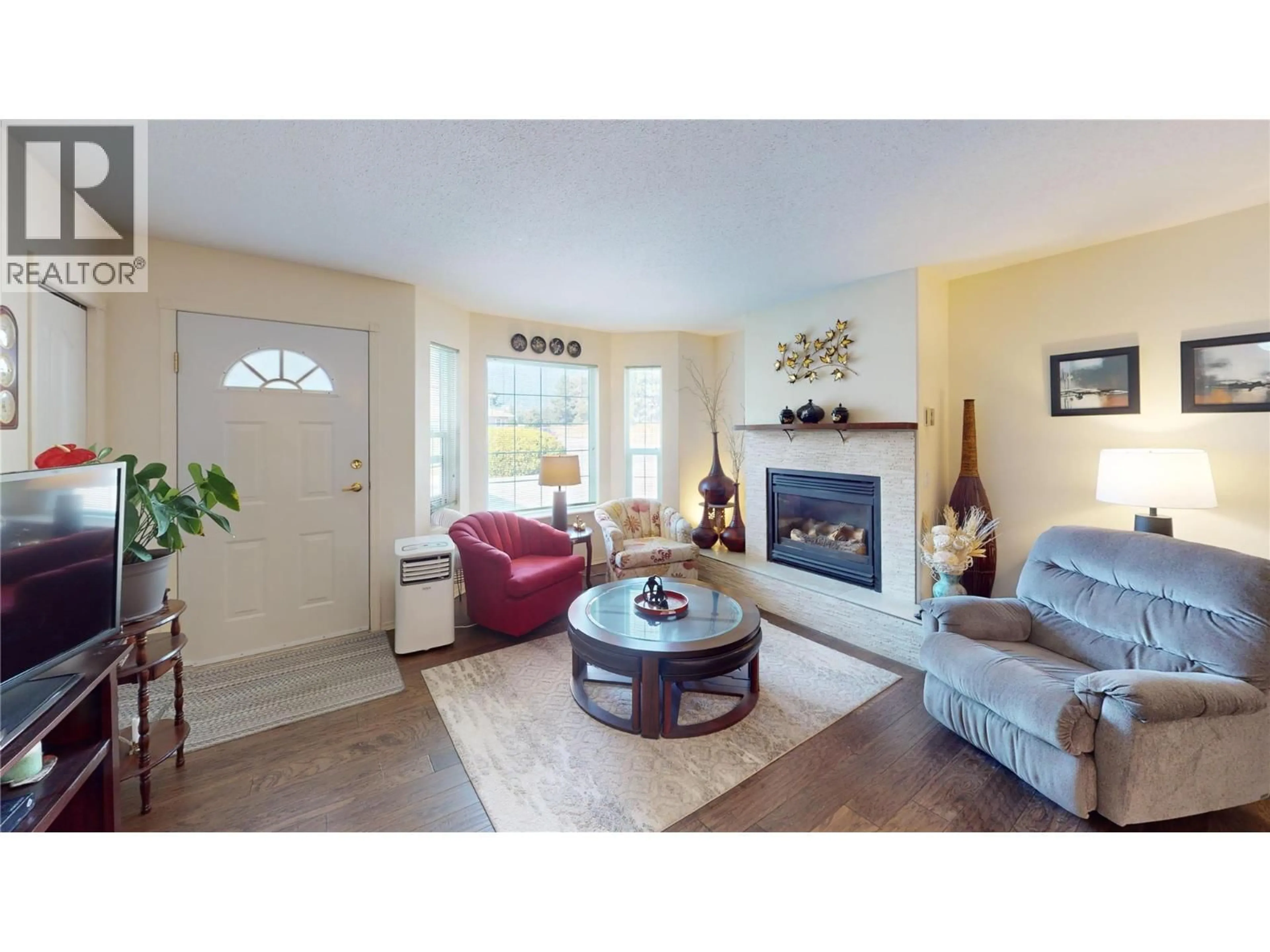 Living room with furniture, unknown for 7 - 1510 BIRCH STREET, Creston British Columbia V0B1G3