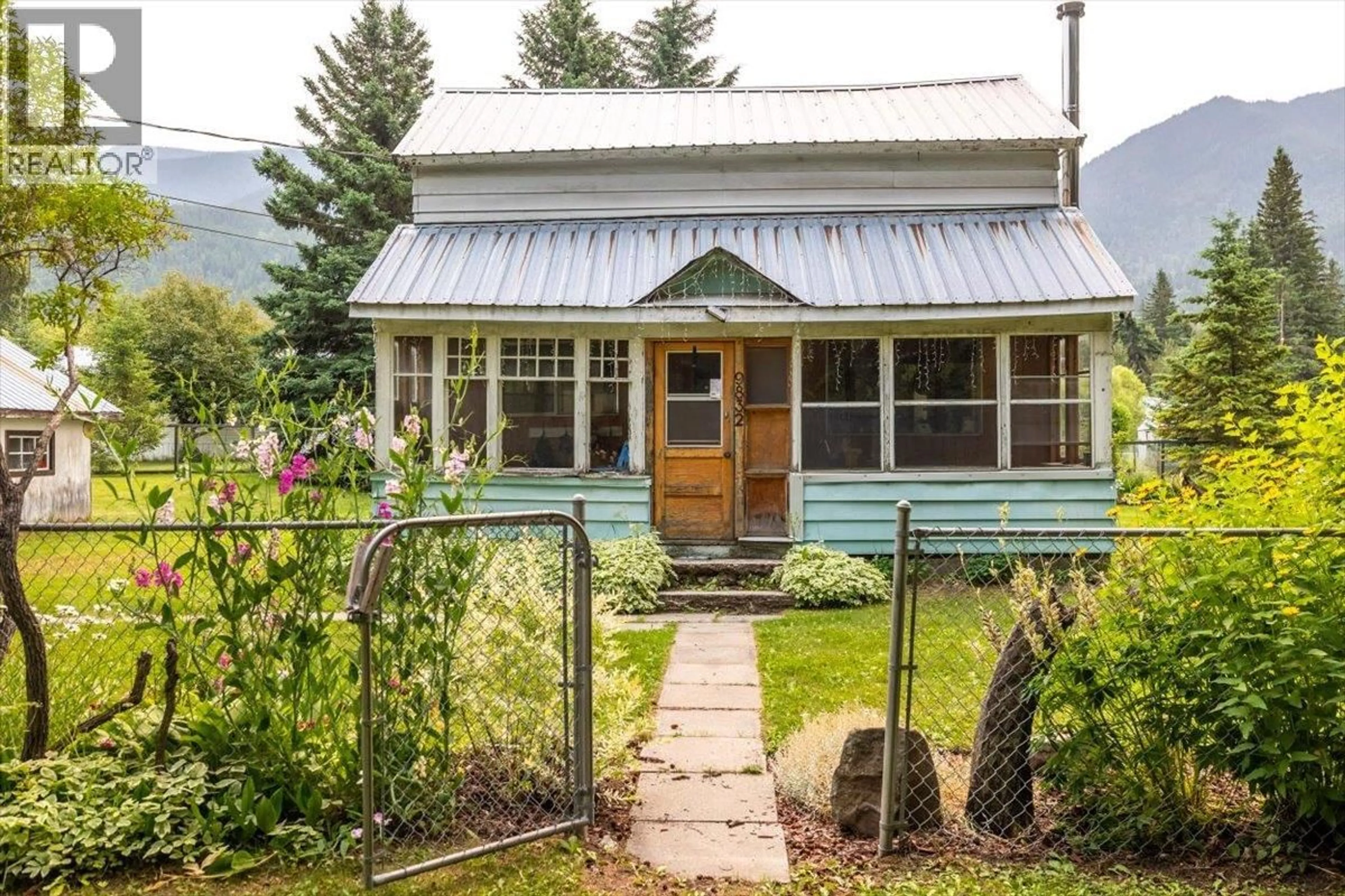 Unknown for 9832 VICTORIA STREET, Fernie British Columbia V0B1M5