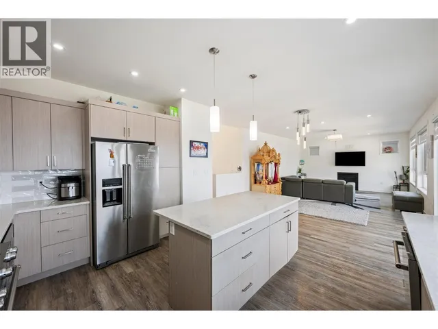 1076 SYER ROAD, Penticton 3