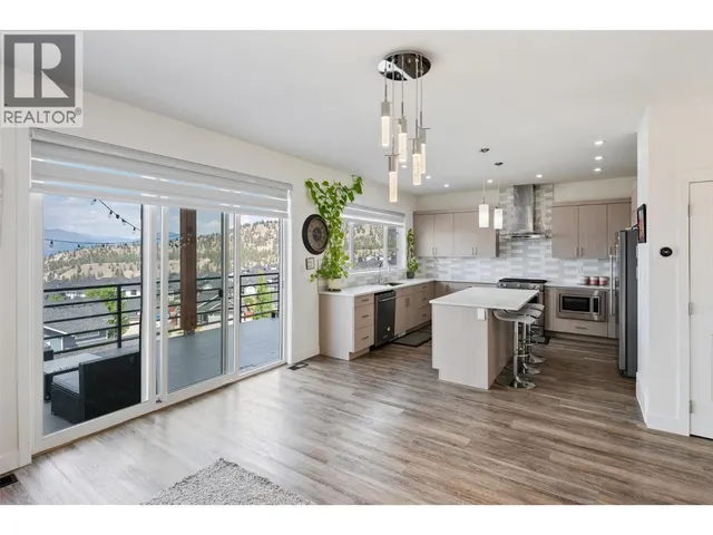 1076 SYER ROAD, Penticton 4