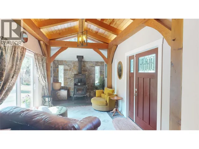 4200 WILKS ROAD, Cranbrook 3