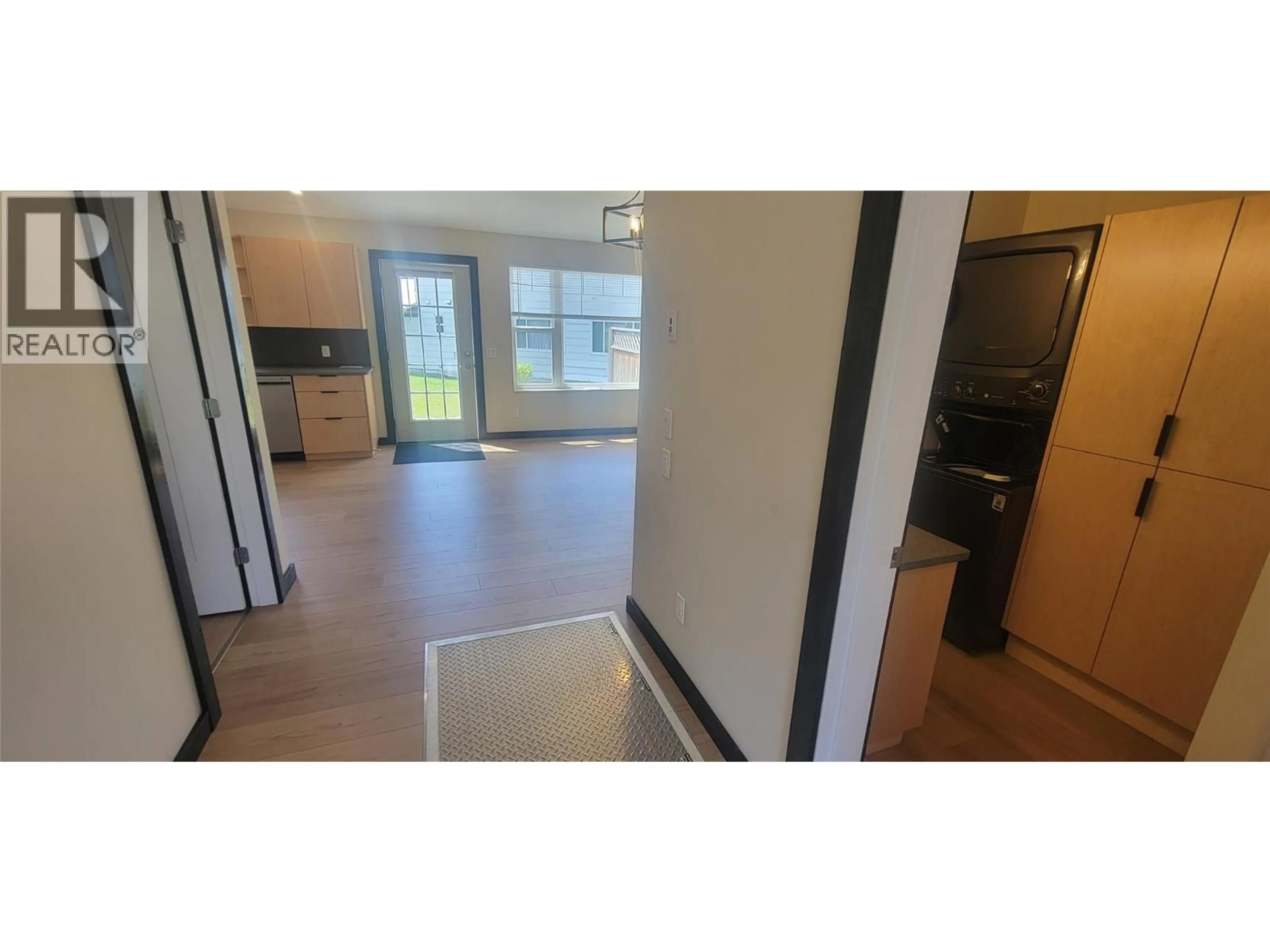 Unknown for 3 - 611 CASLEY COURT, New Denver British Columbia V0G1S1