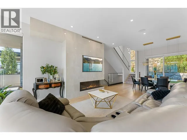 9829 BEACON HILL CRESCENT, Lake Country 5