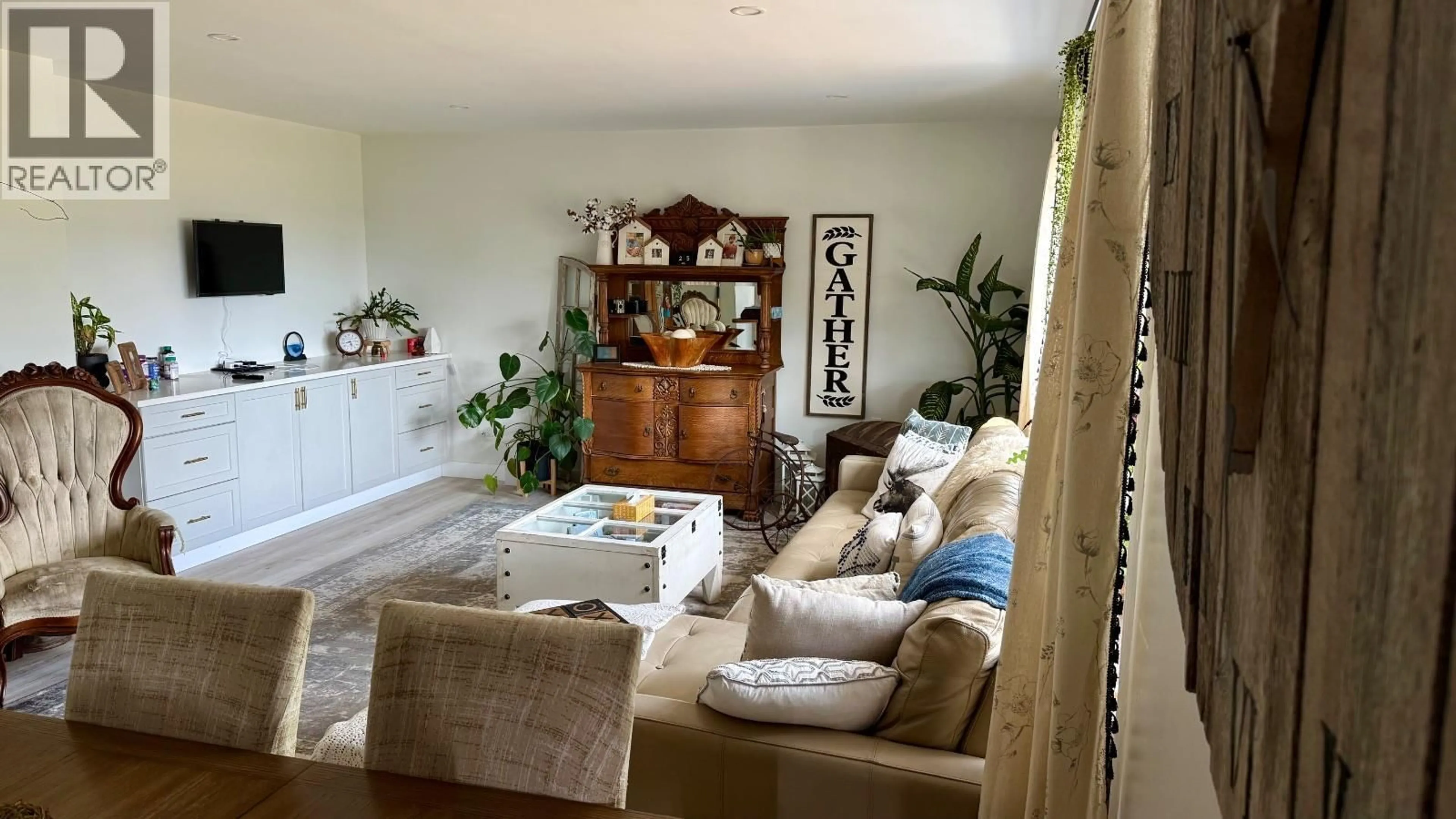 Living room with furniture, unknown for 2190 BLACKWELL AVENUE, Merritt British Columbia V1K1J8