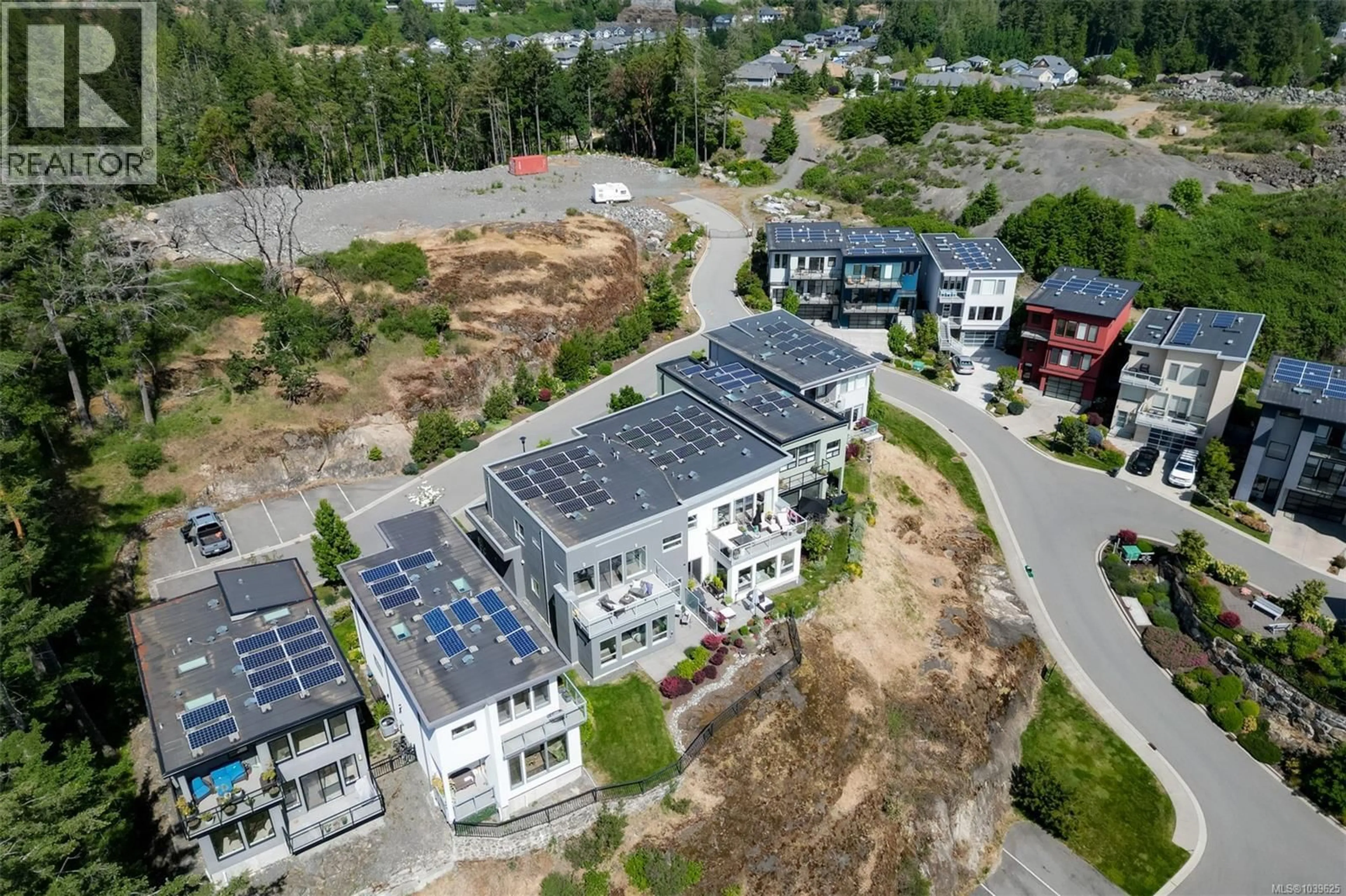 A pic from outside/outdoor area/front of a property/back of a property/a pic from drone, building for 118 - 539 DELORA DRIVE, Colwood British Columbia V9C0M2