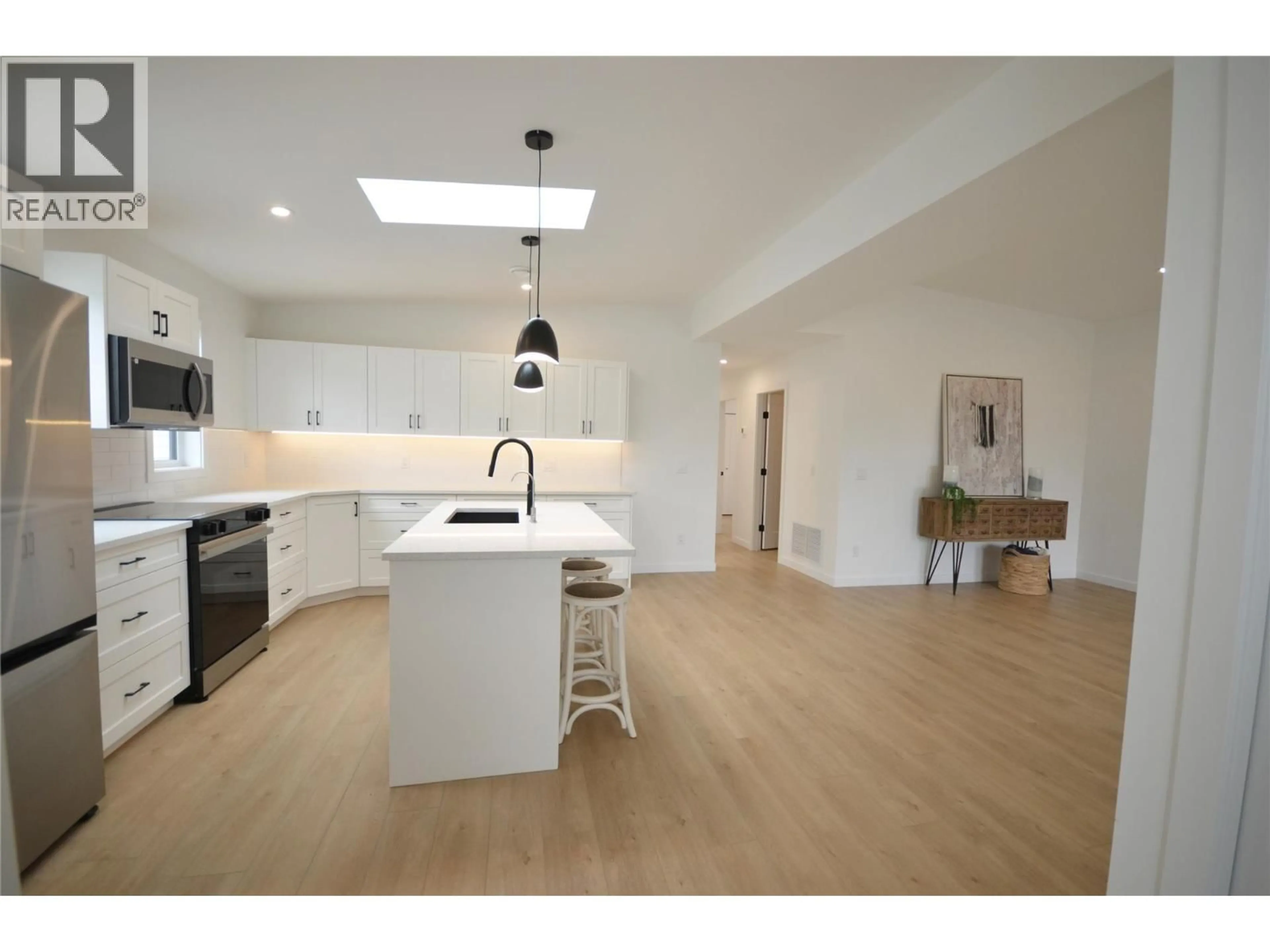 Open concept kitchen, unknown for 126 - 8900 JIM BAILEY ROAD, Kelowna British Columbia V1H2A4