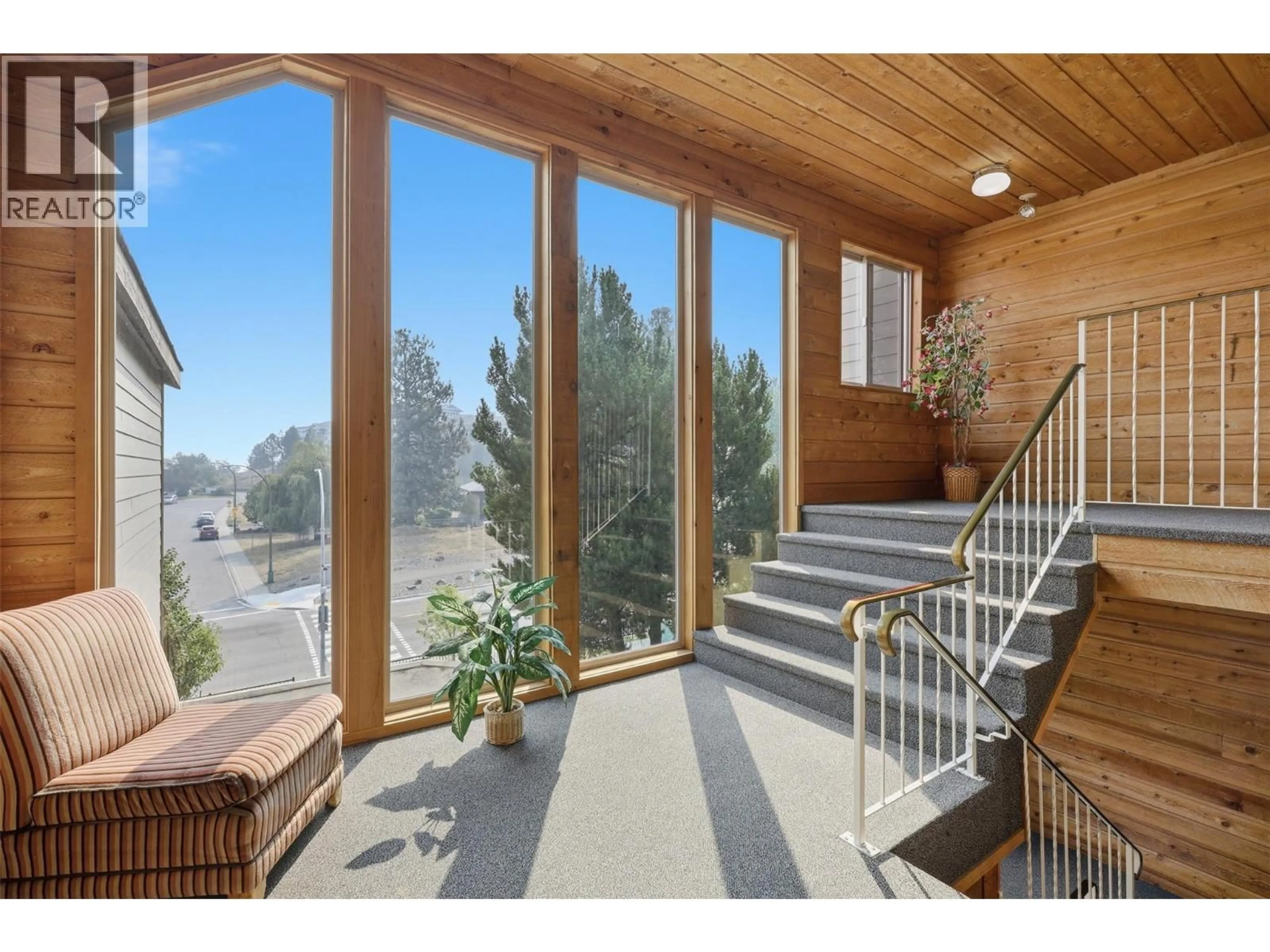 Unknown for 348 - 1560 SUMMIT DRIVE, Kamloops British Columbia V2E1R5