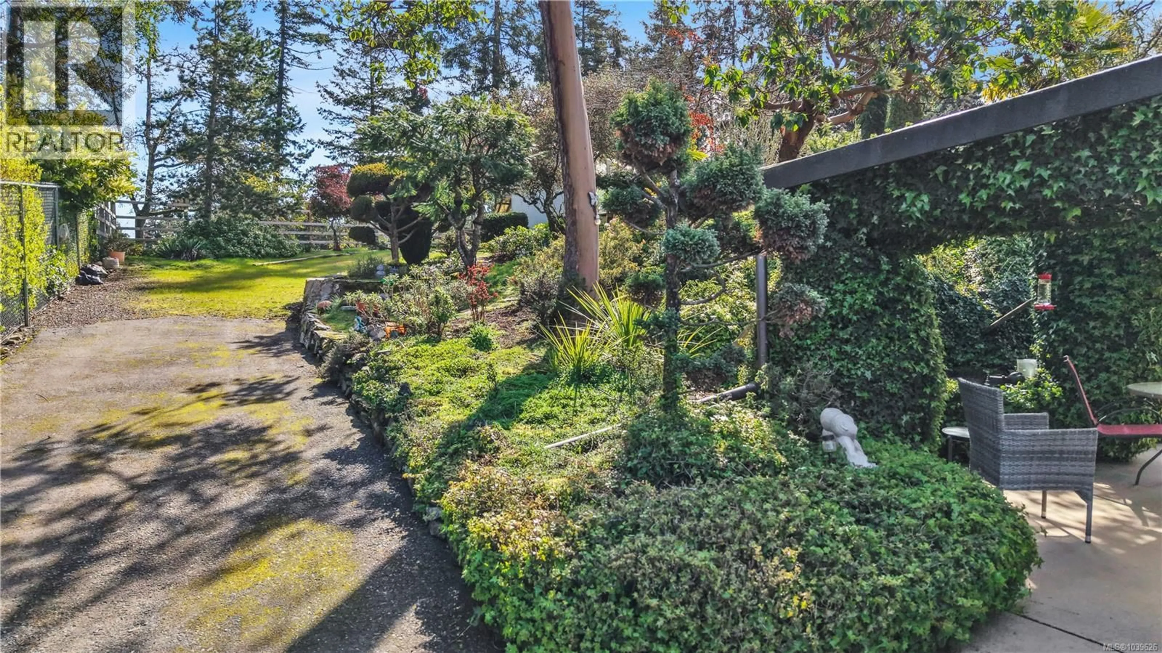 A pic from outside/outdoor area/front of a property/back of a property/a pic from drone, street for 1600 SEACREST ROAD, Nanoose Bay British Columbia V9P9B5