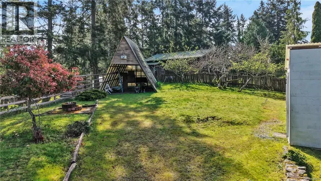 1600 SEACREST ROAD, Nanoose Bay 5