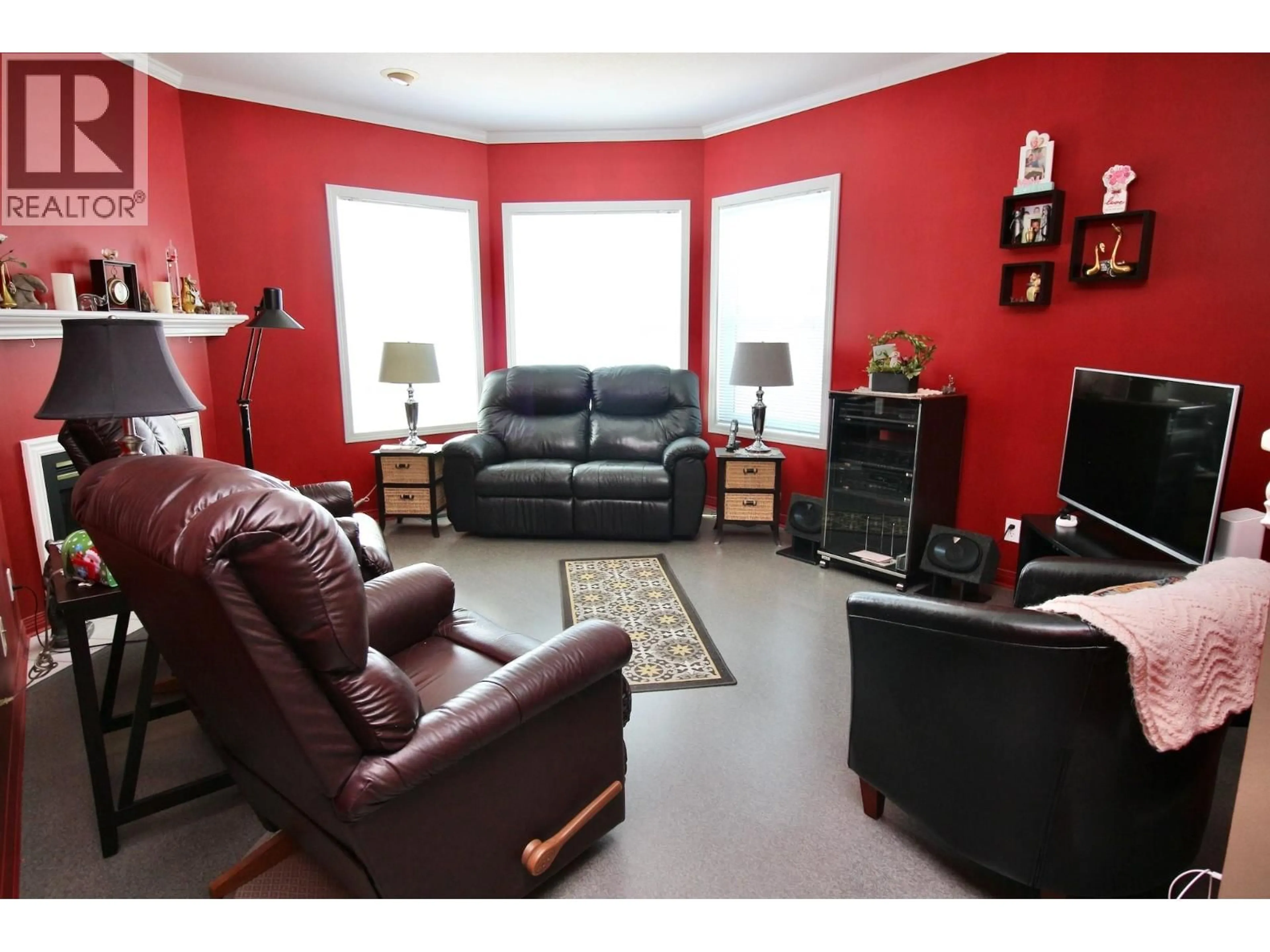 Living room with furniture, unknown for 66 - 6400 SPENCER ROAD, Kelowna British Columbia V1X7T6