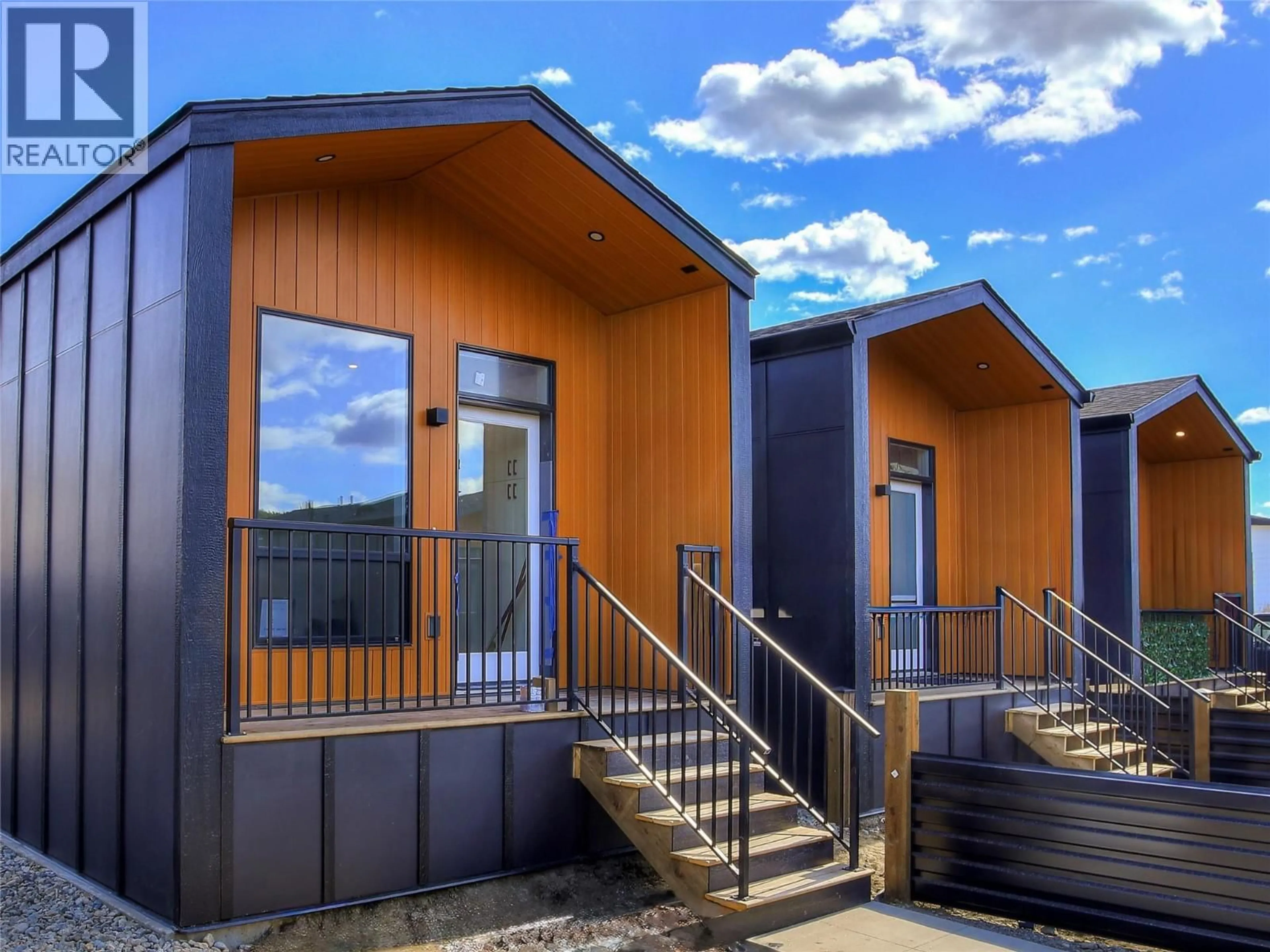 Home with vinyl exterior material, unknown for 2A - 8900 JIM BAILEY ROAD, Kelowna British Columbia V4V1E5