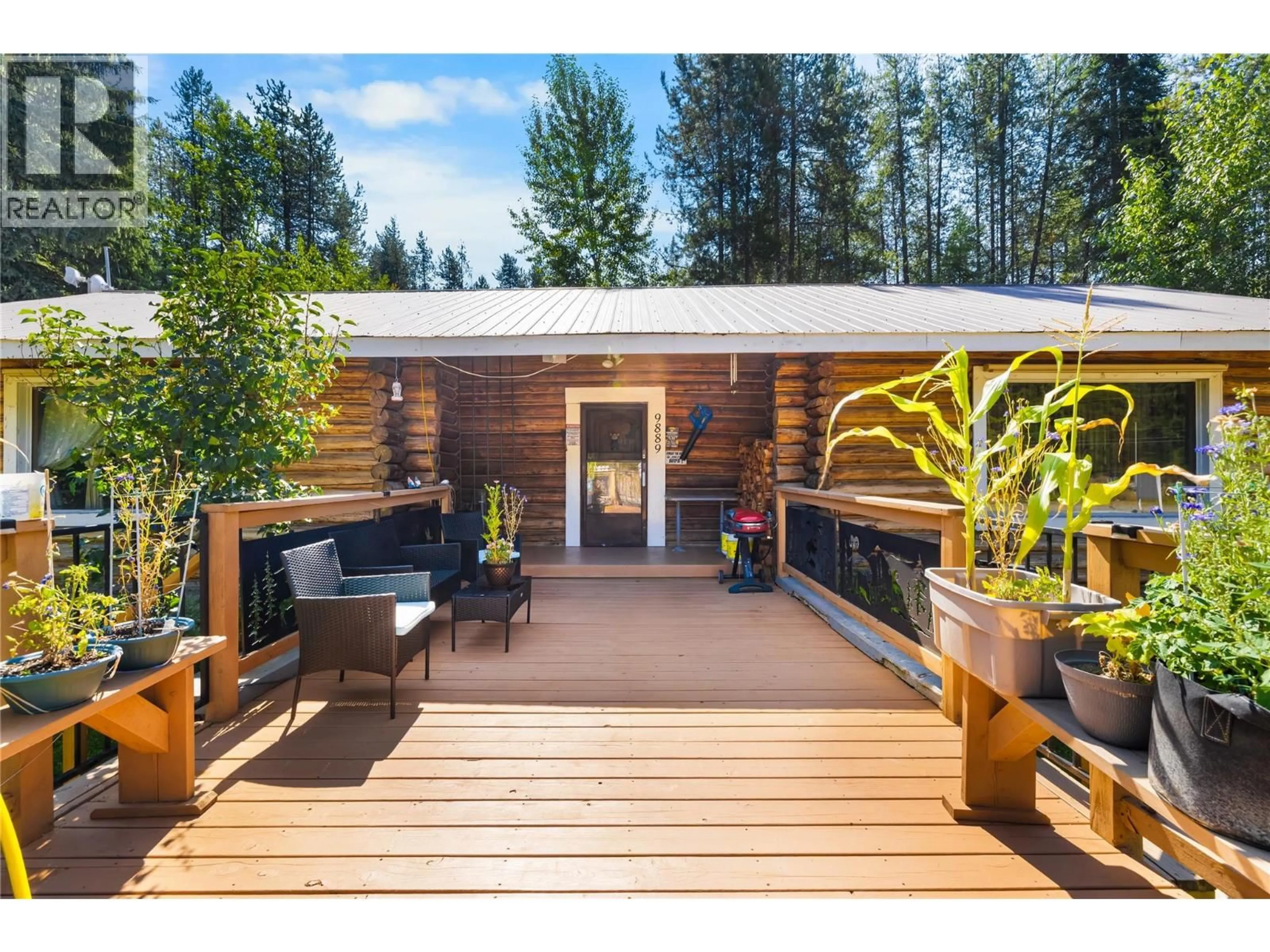 Patio, unknown for 9889 HIGHWAY 3/95 OTHER, Yahk British Columbia V0B2P0