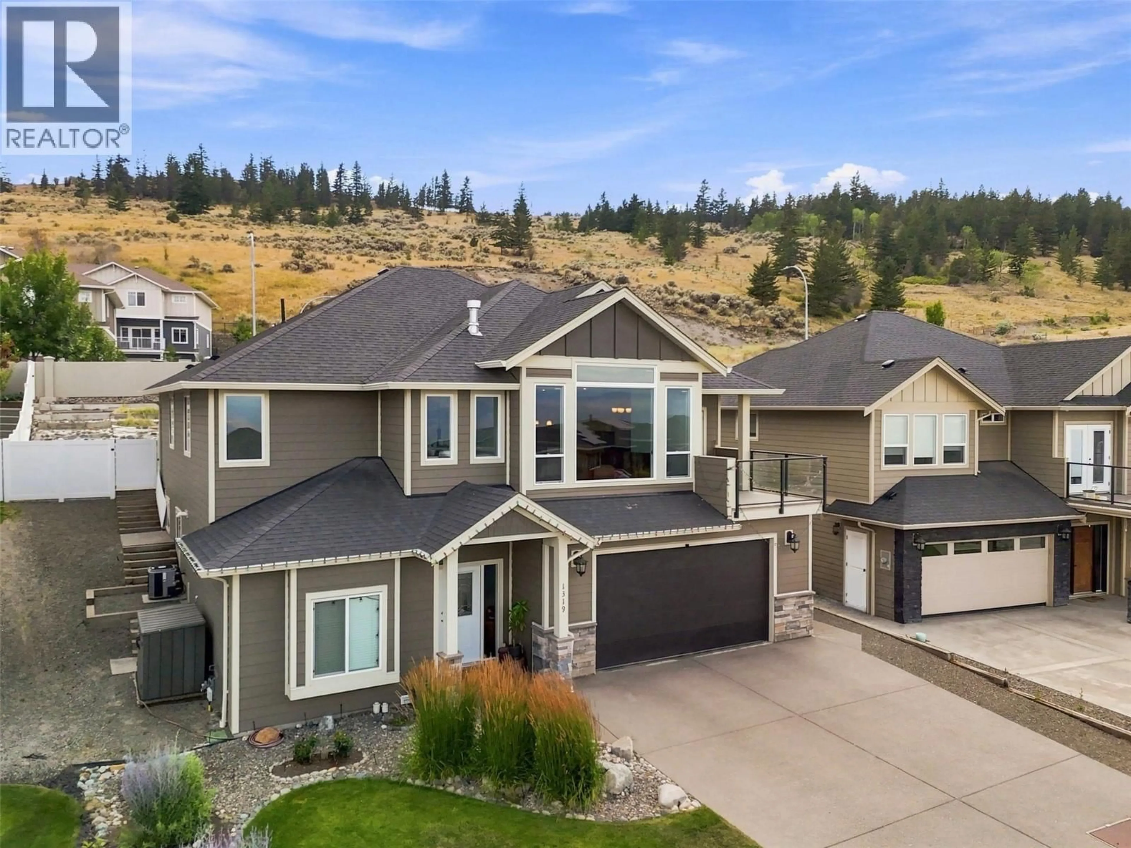 A pic from outside/outdoor area/front of a property/back of a property/a pic from drone, mountain view for 1319 DUNBAR DRIVE, Kamloops British Columbia V1S0C6