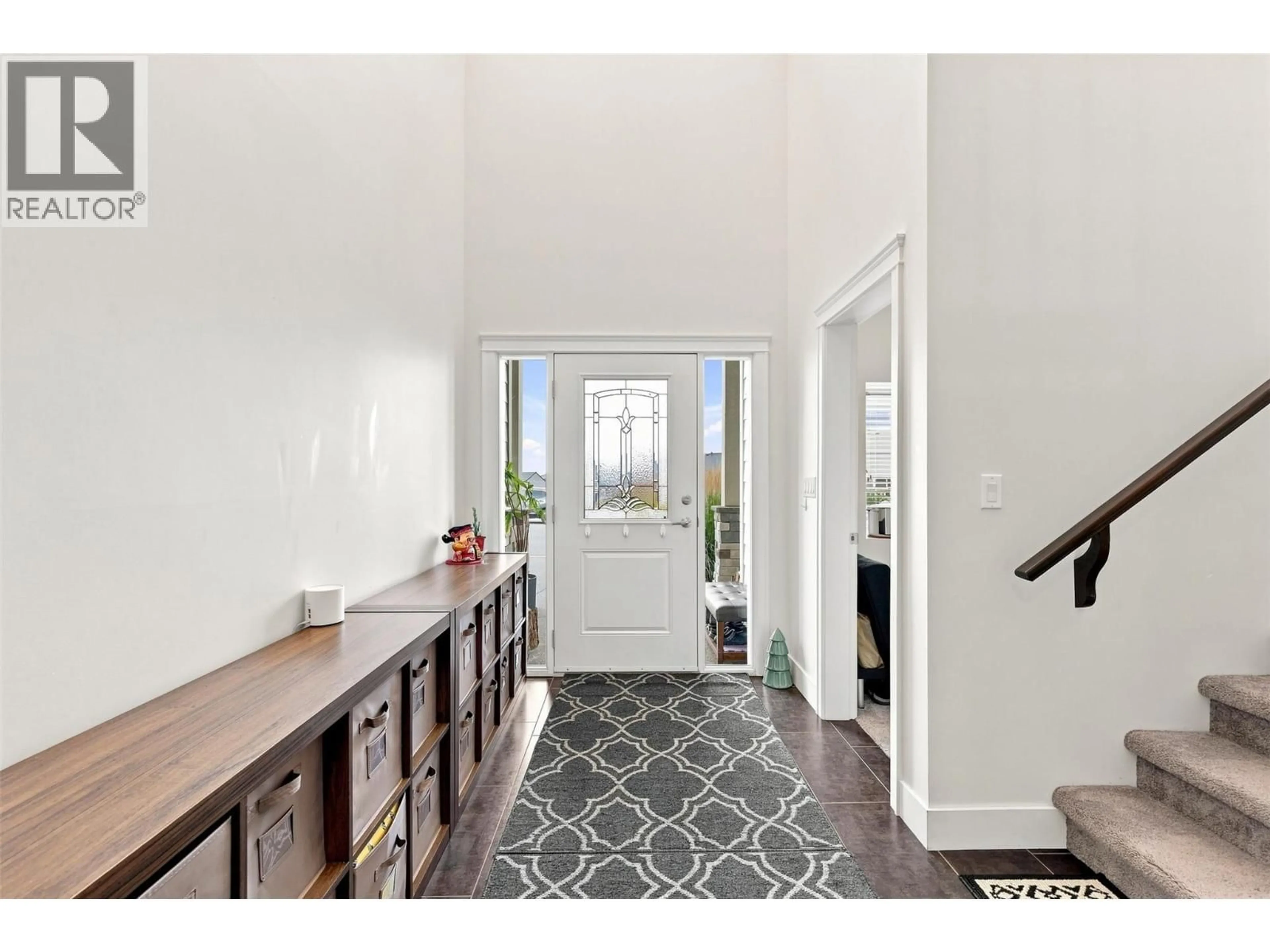 Indoor entryway for 1319 DUNBAR DRIVE, Kamloops British Columbia V1S0C6