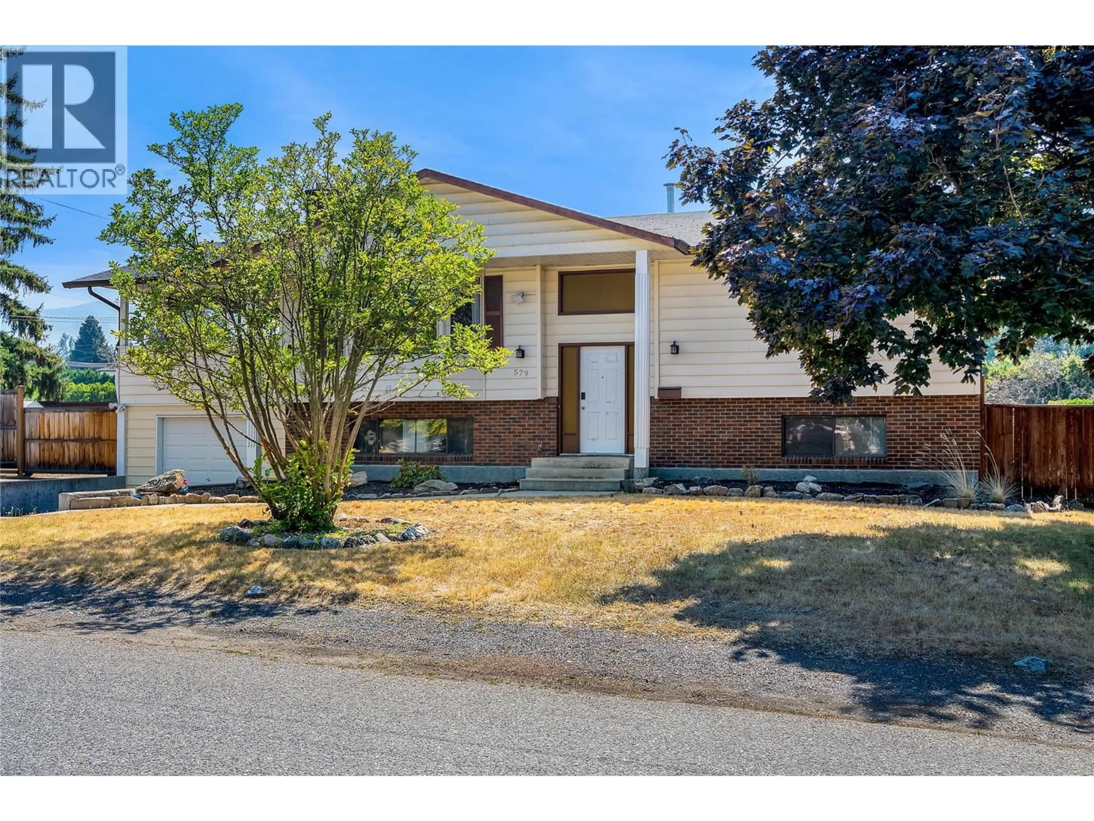 Unknown for 579 CORYELL ROAD, Kelowna British Columbia V1W1B3
