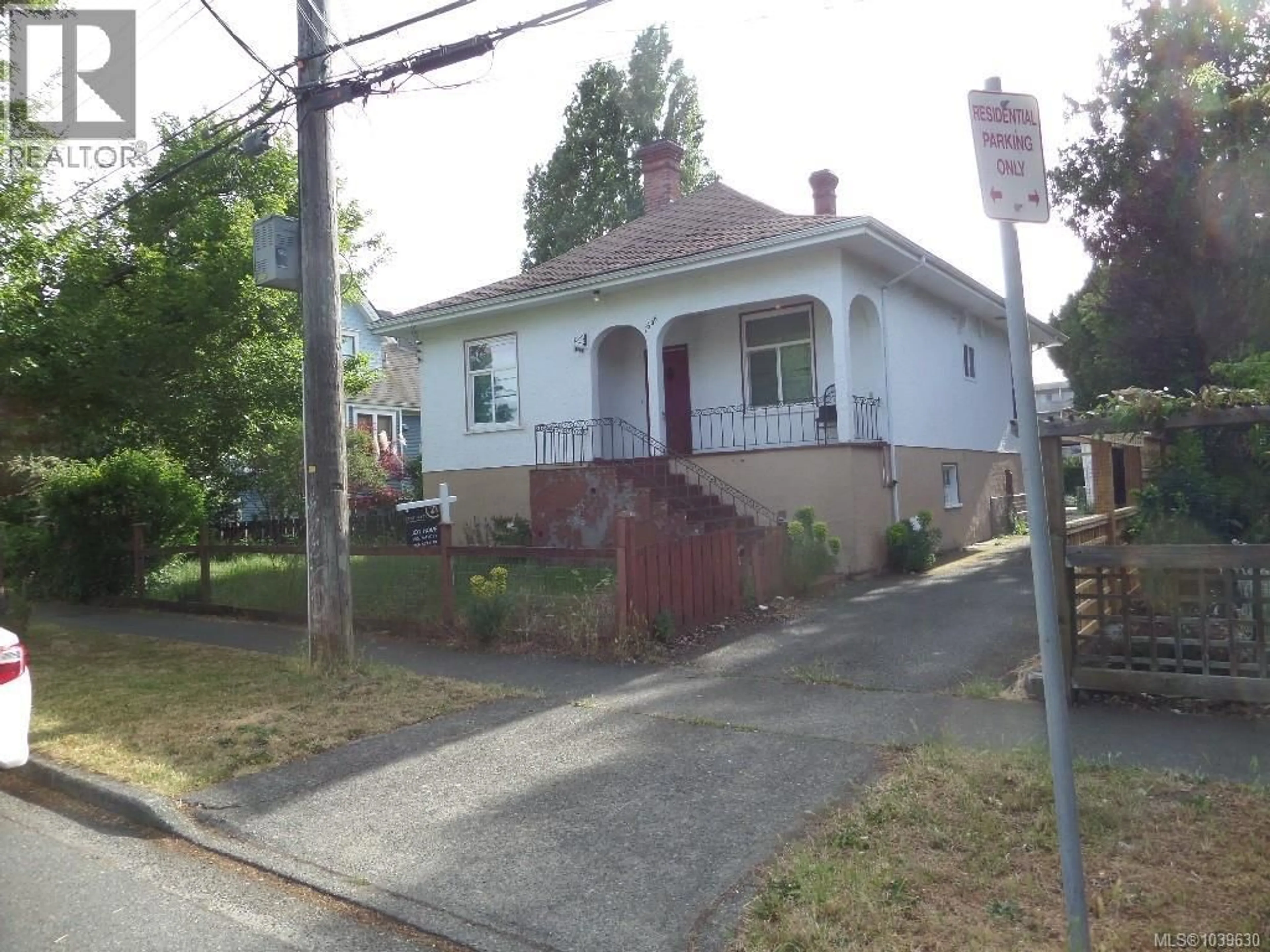 Unknown for 1606 BANK STREET, Victoria British Columbia V8R4V4