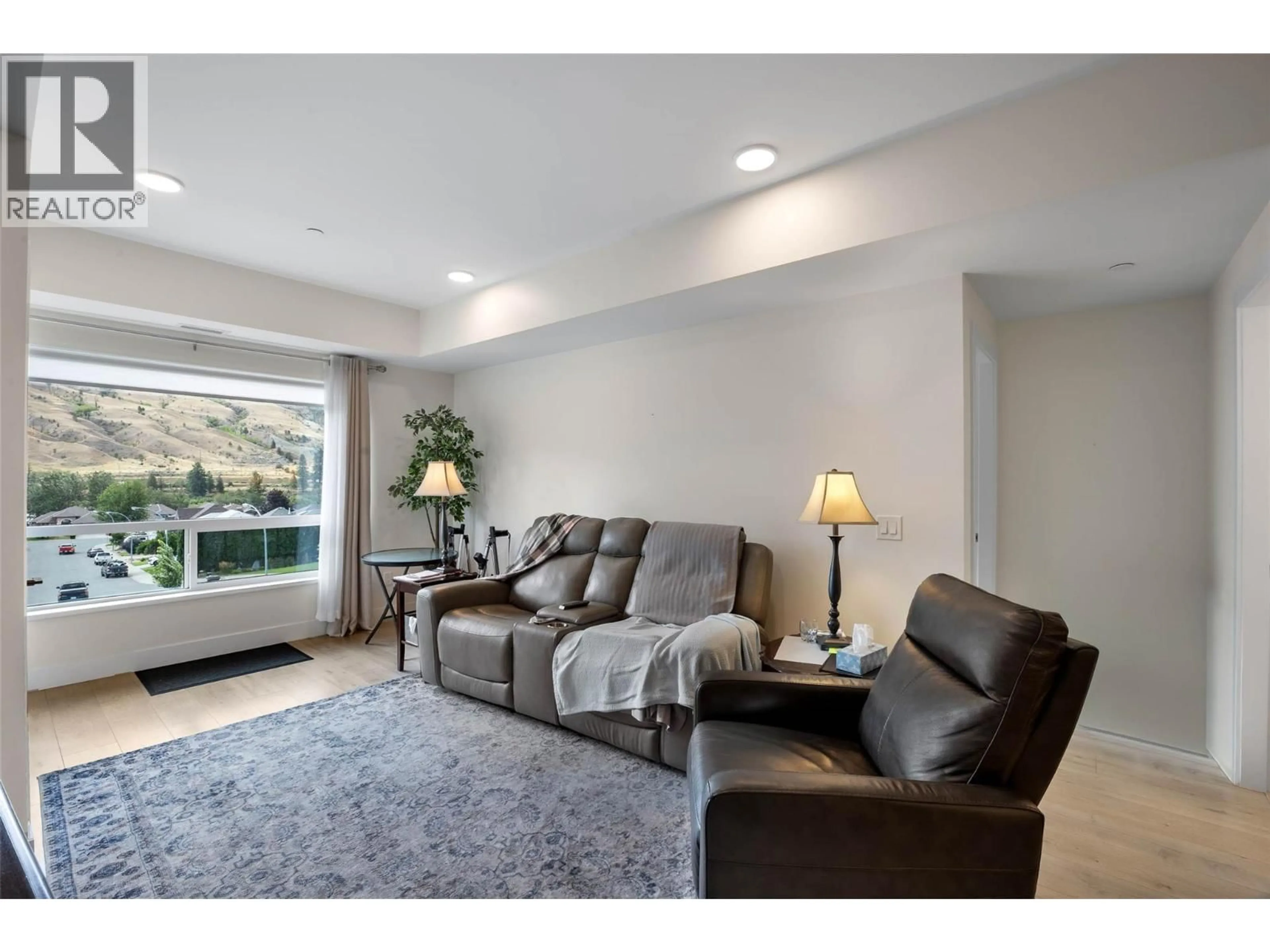 Living room with furniture, unknown for 306 - 651 DUNES DRIVE, Kamloops British Columbia V2H1T7