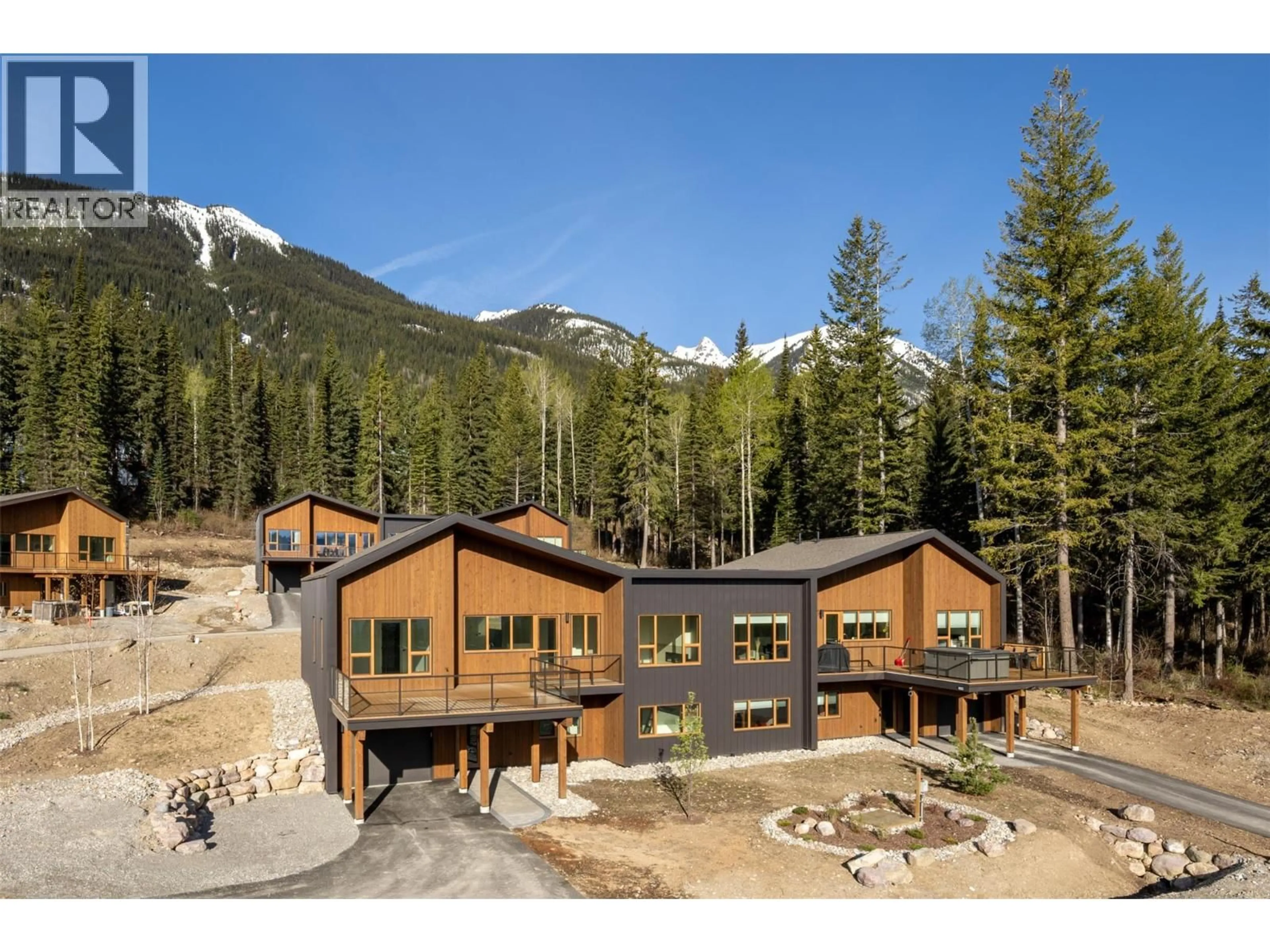 A pic from outside/outdoor area/front of a property/back of a property/a pic from drone, mountain view for 1654 HOWSE PASS OTHER, Golden British Columbia V0A1H0